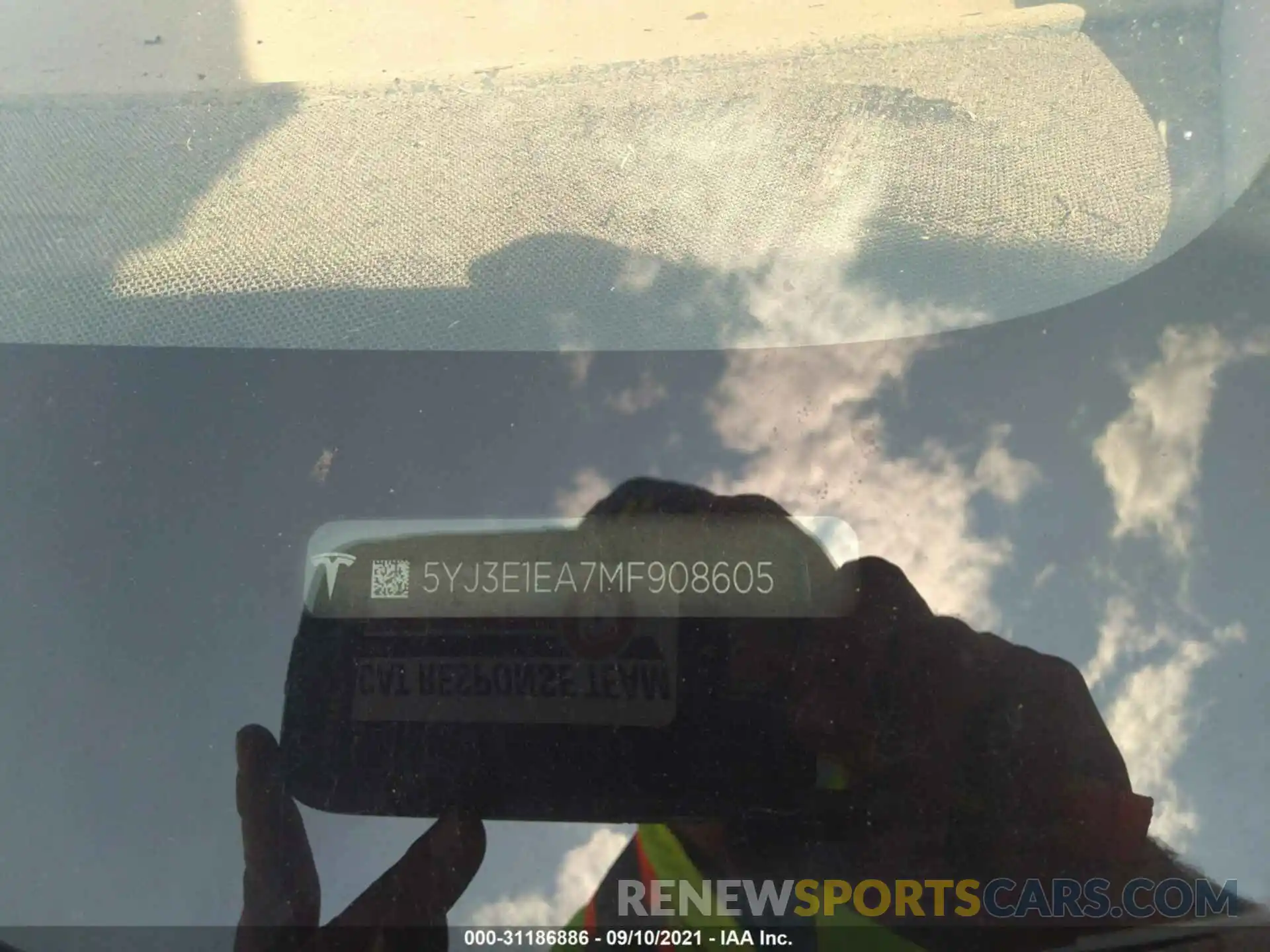 9 Photograph of a damaged car 5YJ3E1EA7MF908605 TESLA MODEL 3 2021