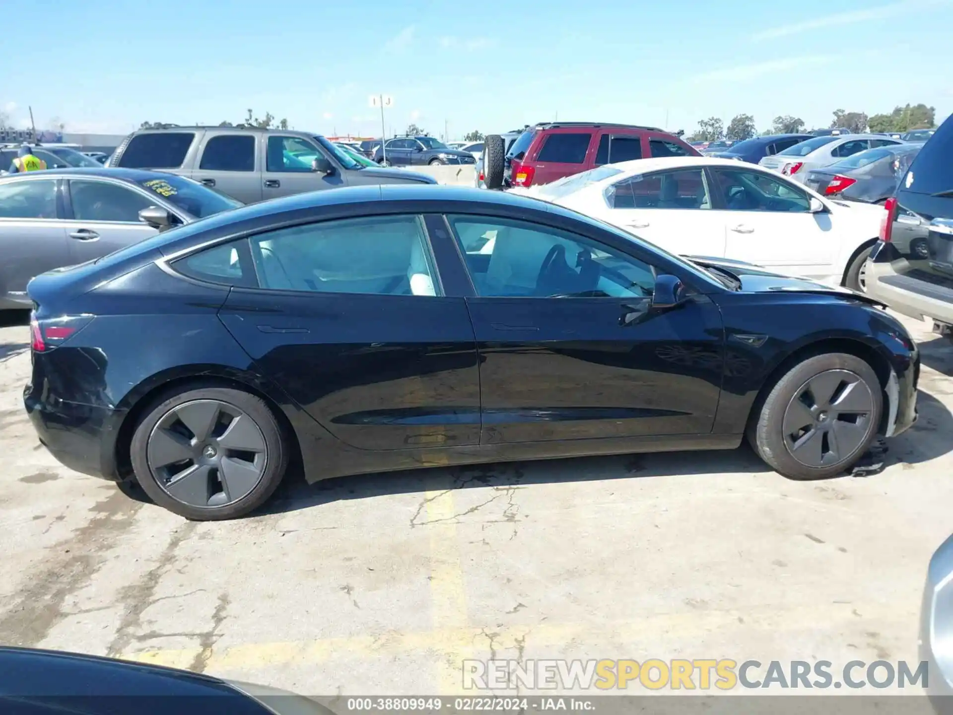 12 Photograph of a damaged car 5YJ3E1EA7MF915988 TESLA MODEL 3 2021