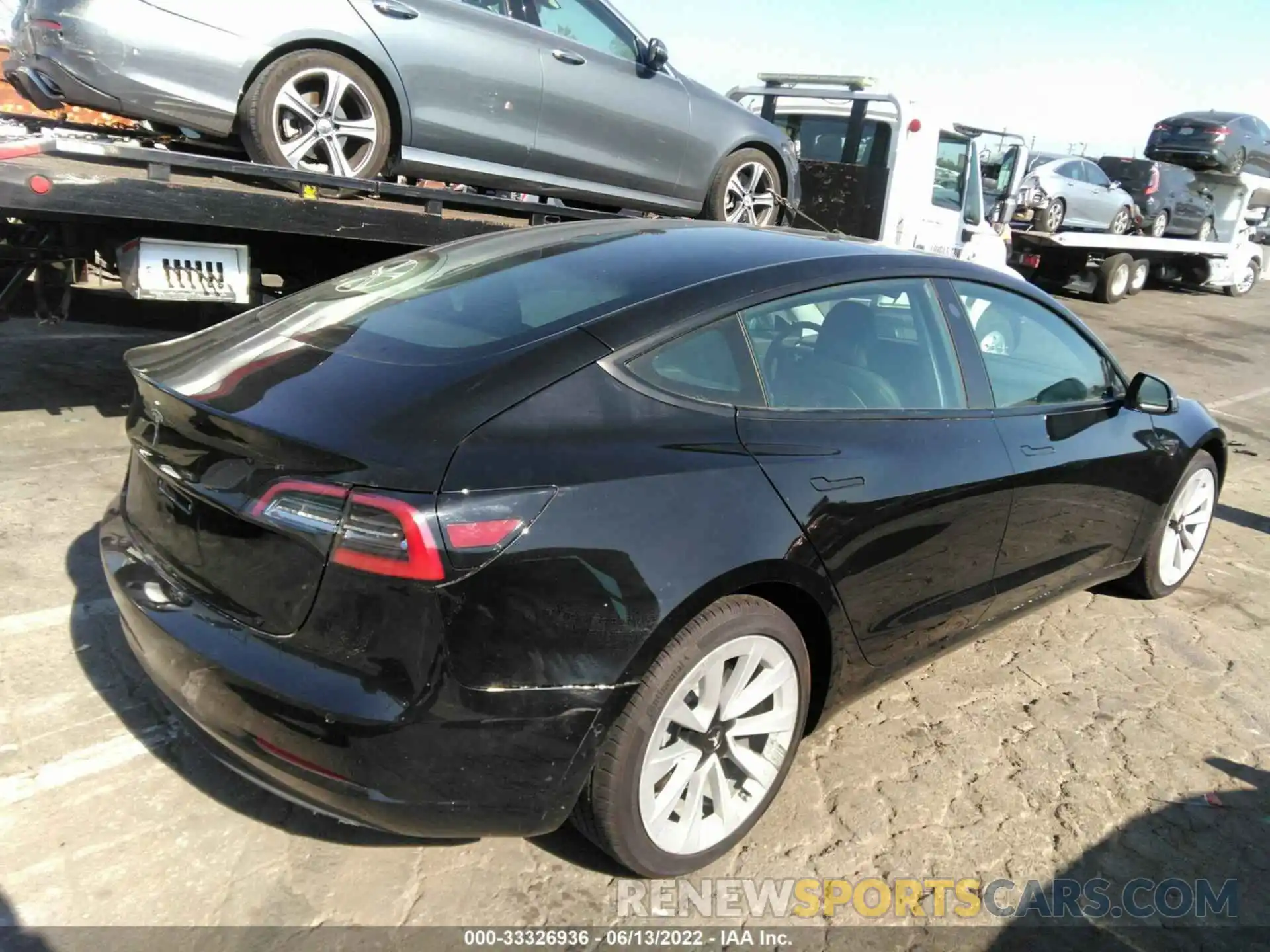 4 Фотография поврежденного автомобиля 5YJ3E1EA7MF922049 TESLA MODEL 3 2021