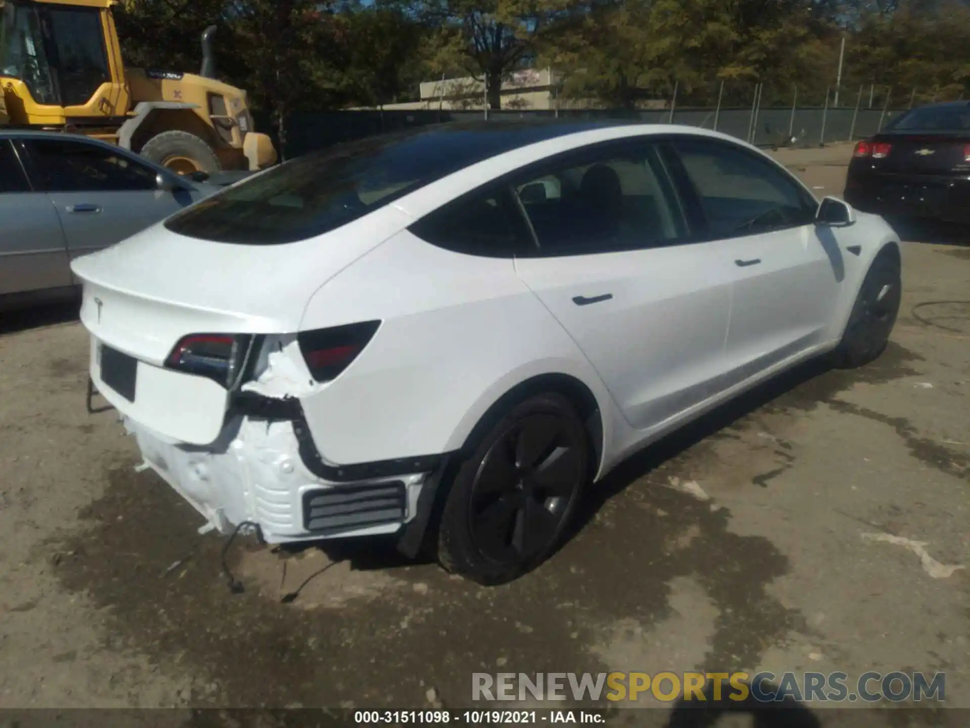 4 Photograph of a damaged car 5YJ3E1EA7MF961269 TESLA MODEL 3 2021