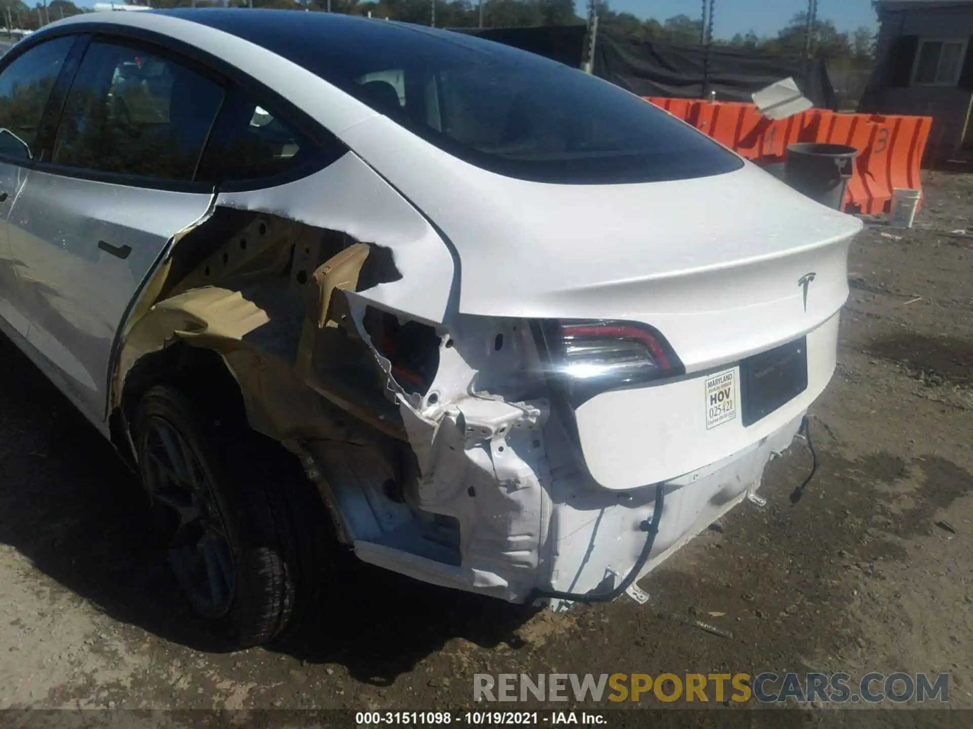 6 Photograph of a damaged car 5YJ3E1EA7MF961269 TESLA MODEL 3 2021