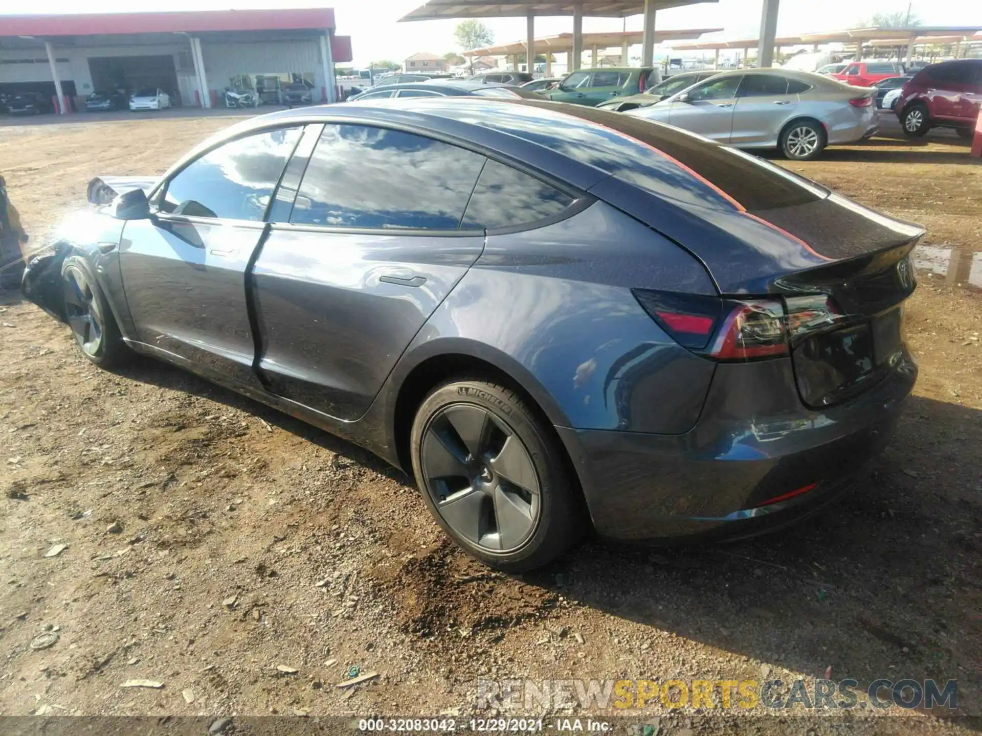 3 Фотография поврежденного автомобиля 5YJ3E1EA7MF994692 TESLA MODEL 3 2021