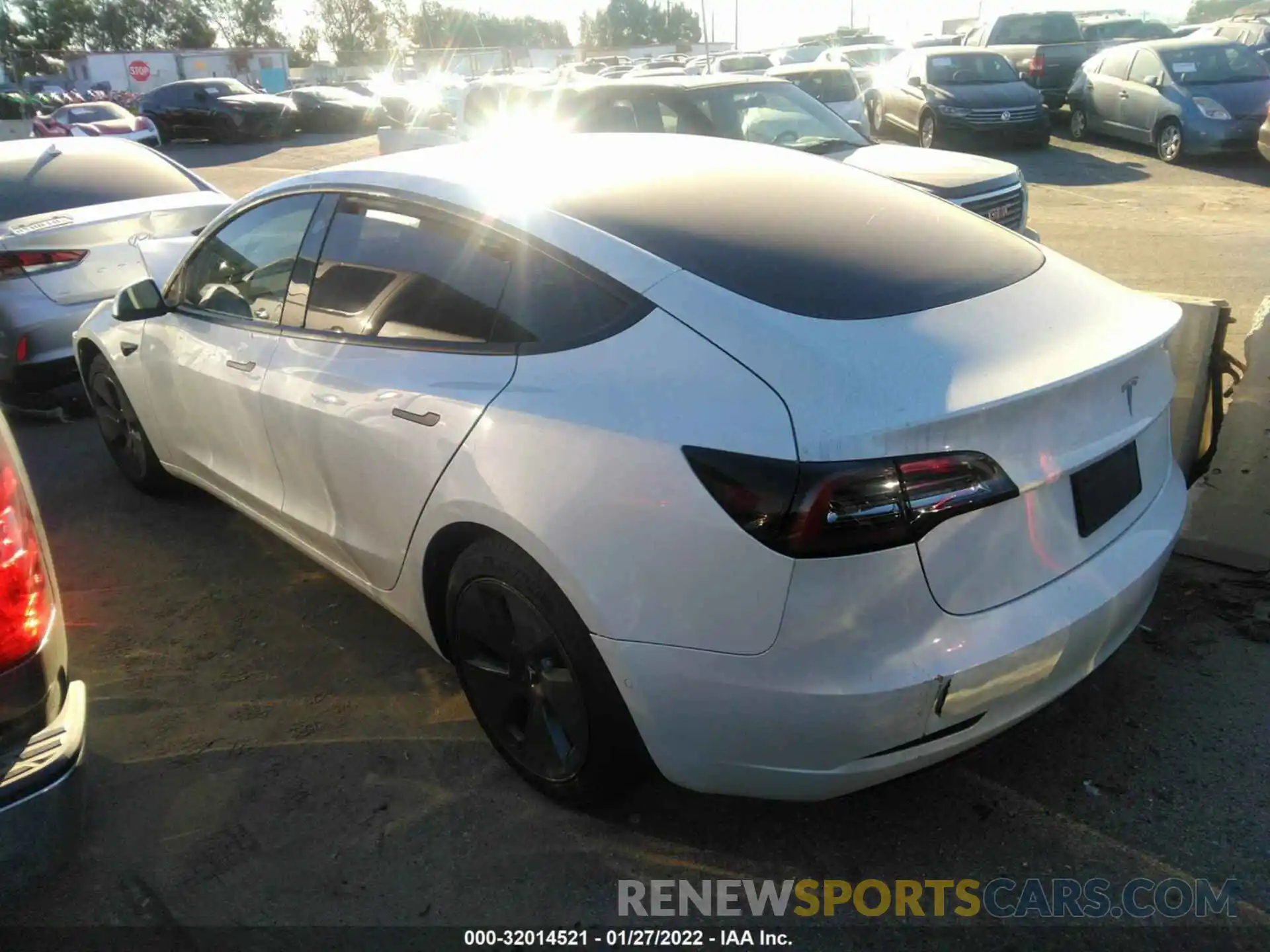 3 Photograph of a damaged car 5YJ3E1EA8MF000700 TESLA MODEL 3 2021