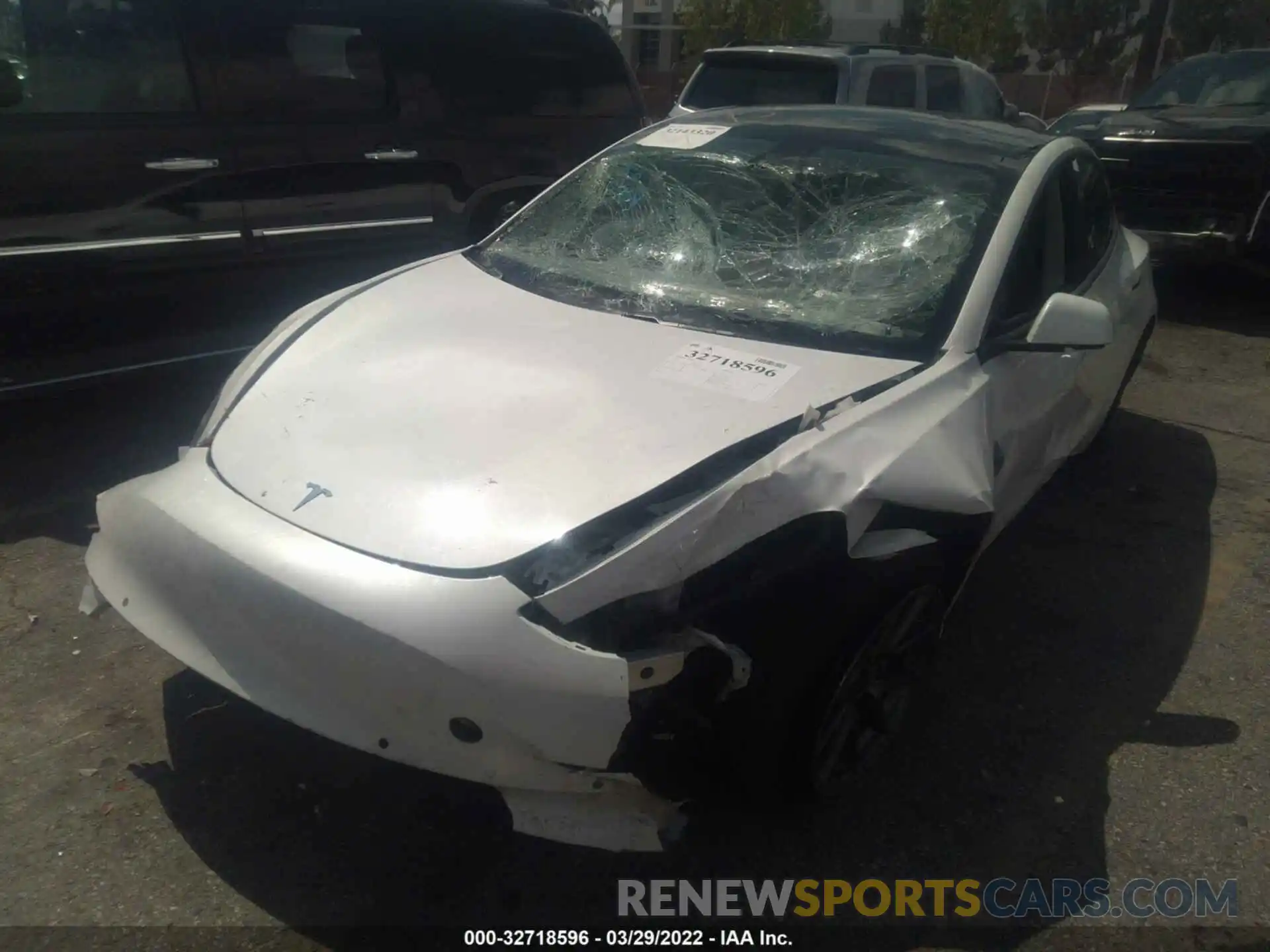 2 Photograph of a damaged car 5YJ3E1EA8MF023006 TESLA MODEL 3 2021