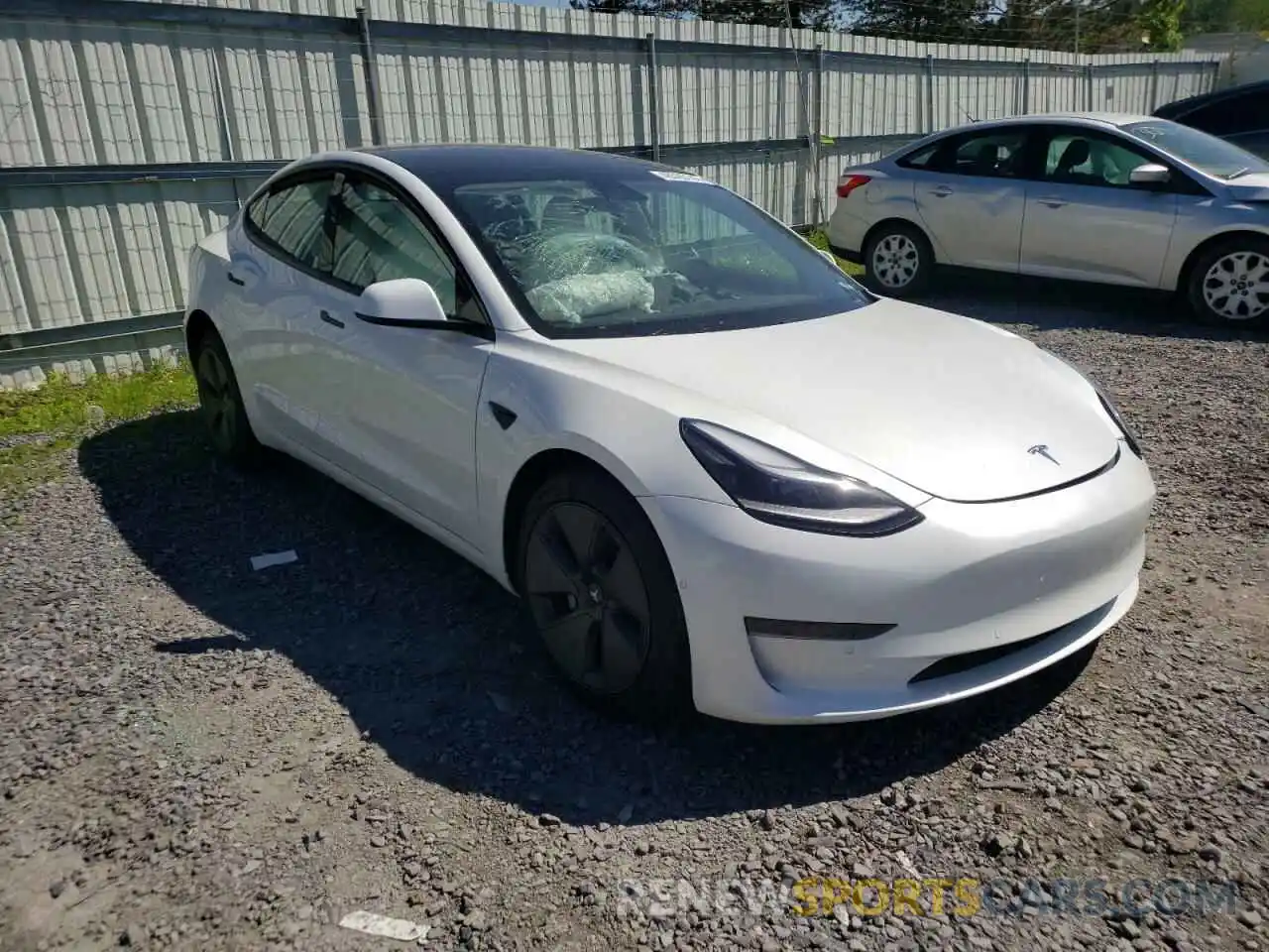 1 Photograph of a damaged car 5YJ3E1EA8MF047242 TESLA MODEL 3 2021