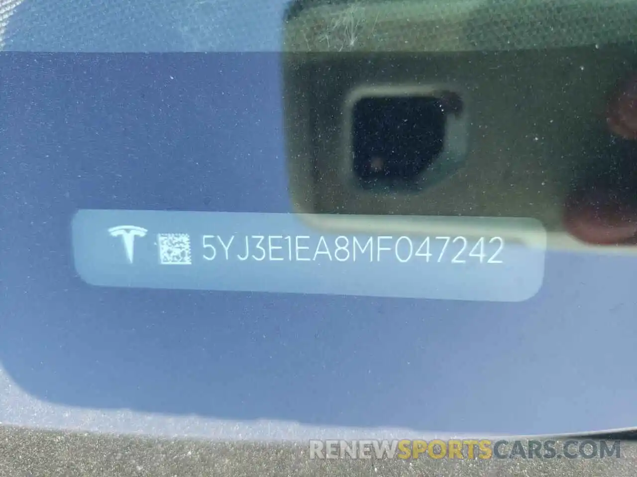 10 Photograph of a damaged car 5YJ3E1EA8MF047242 TESLA MODEL 3 2021