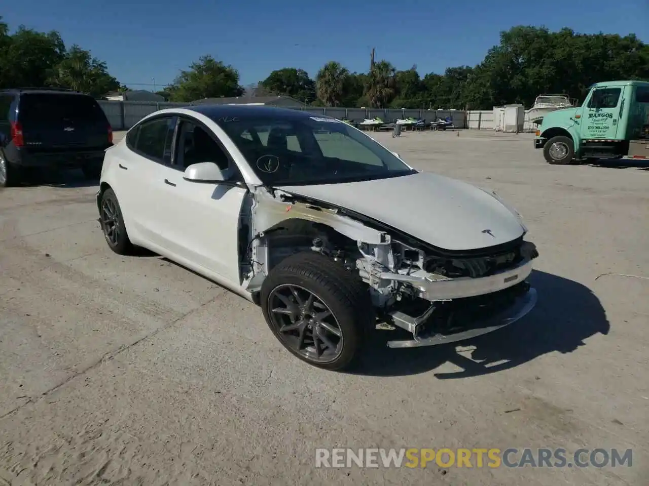 1 Photograph of a damaged car 5YJ3E1EA8MF052277 TESLA MODEL 3 2021