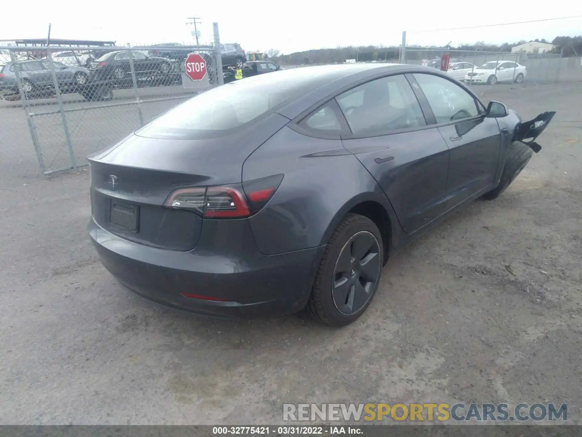 4 Фотография поврежденного автомобиля 5YJ3E1EA8MF084405 TESLA MODEL 3 2021