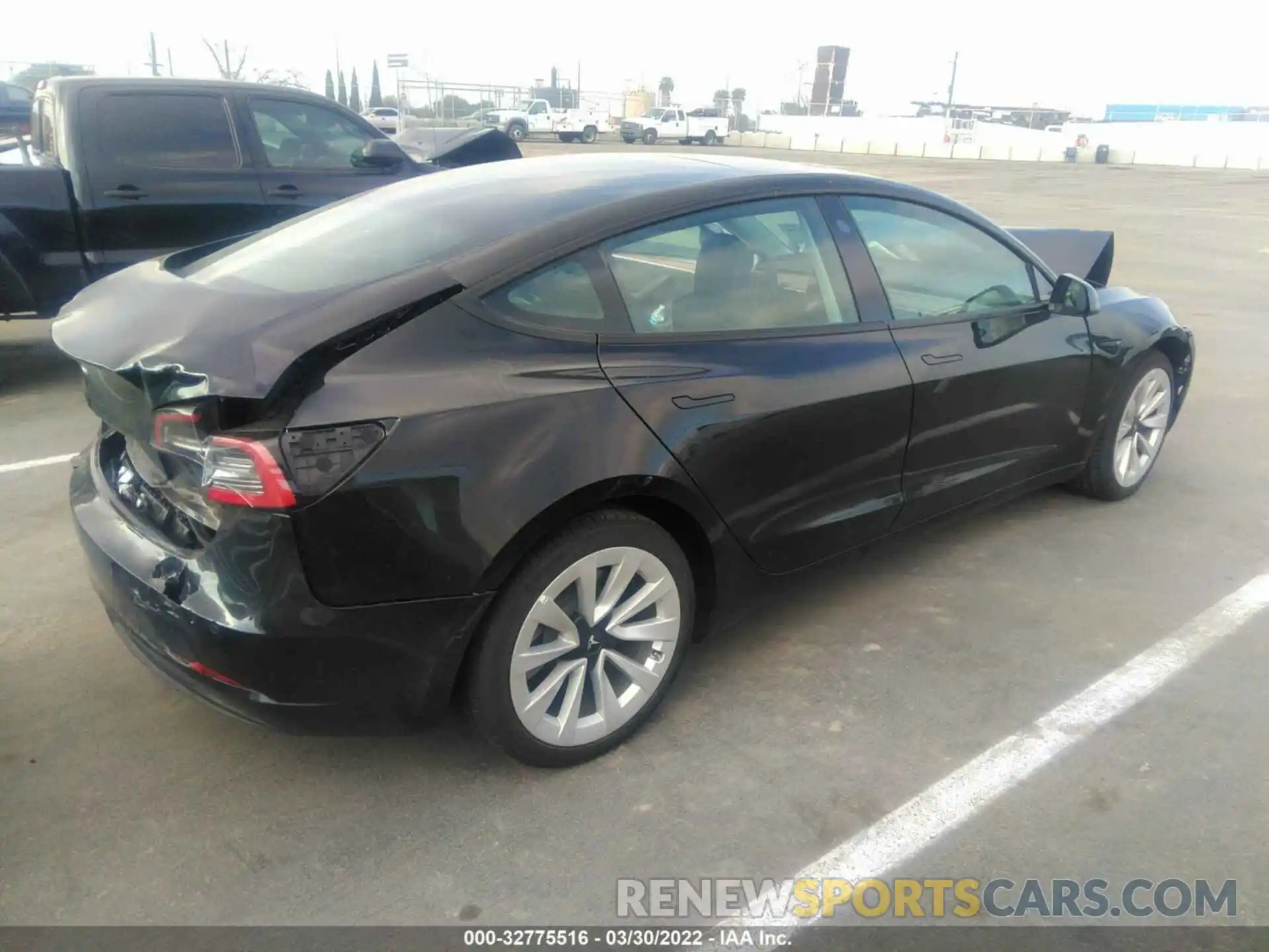 4 Photograph of a damaged car 5YJ3E1EA8MF089278 TESLA MODEL 3 2021