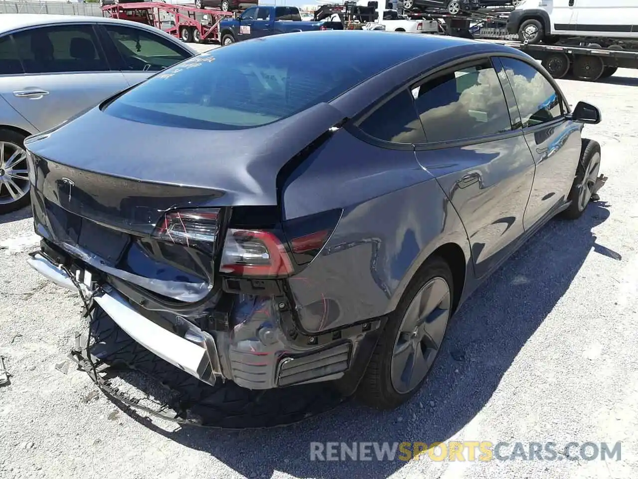 4 Photograph of a damaged car 5YJ3E1EA8MF093587 TESLA MODEL 3 2021