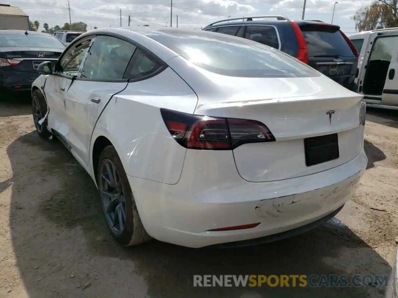 3 Photograph of a damaged car 5YJ3E1EA8MF094562 TESLA MODEL 3 2021