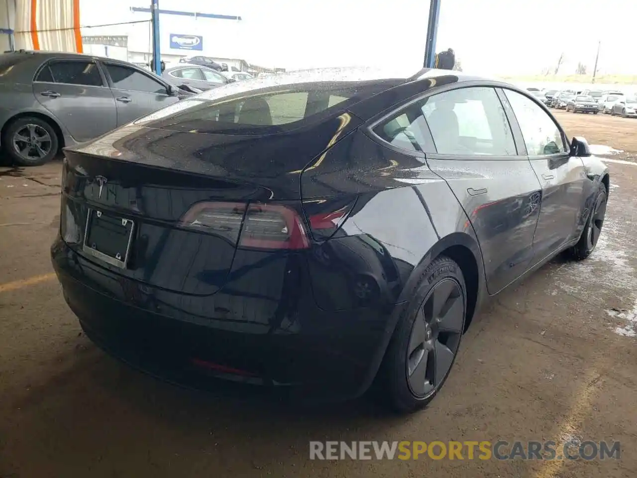 4 Фотография поврежденного автомобиля 5YJ3E1EA8MF100148 TESLA MODEL 3 2021