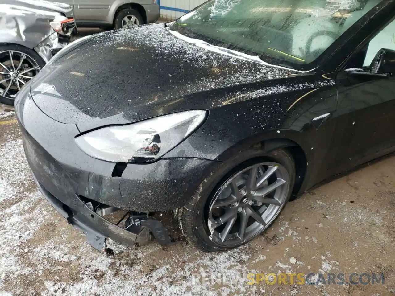 9 Photograph of a damaged car 5YJ3E1EA8MF100148 TESLA MODEL 3 2021