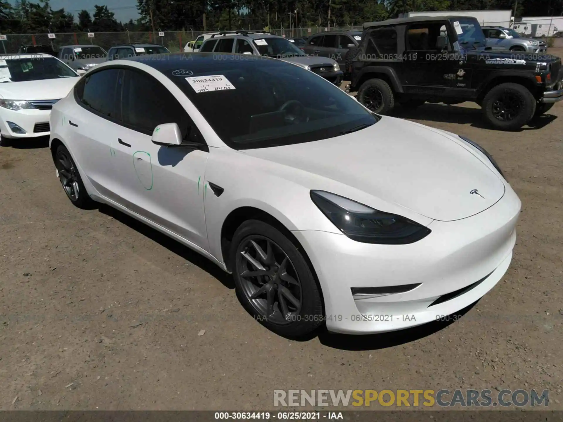 1 Photograph of a damaged car 5YJ3E1EA8MF867661 TESLA MODEL 3 2021