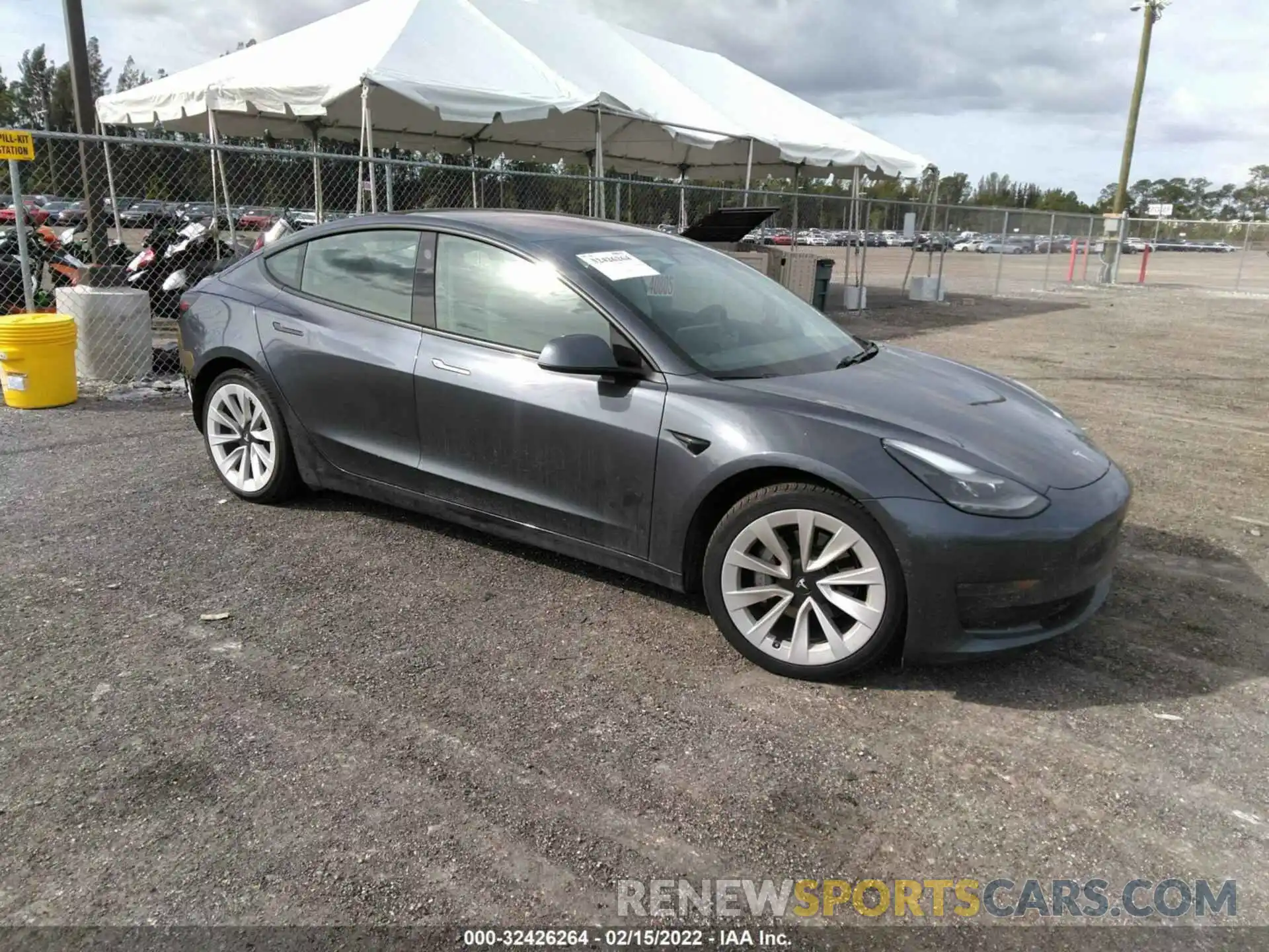 1 Photograph of a damaged car 5YJ3E1EA8MF869880 TESLA MODEL 3 2021