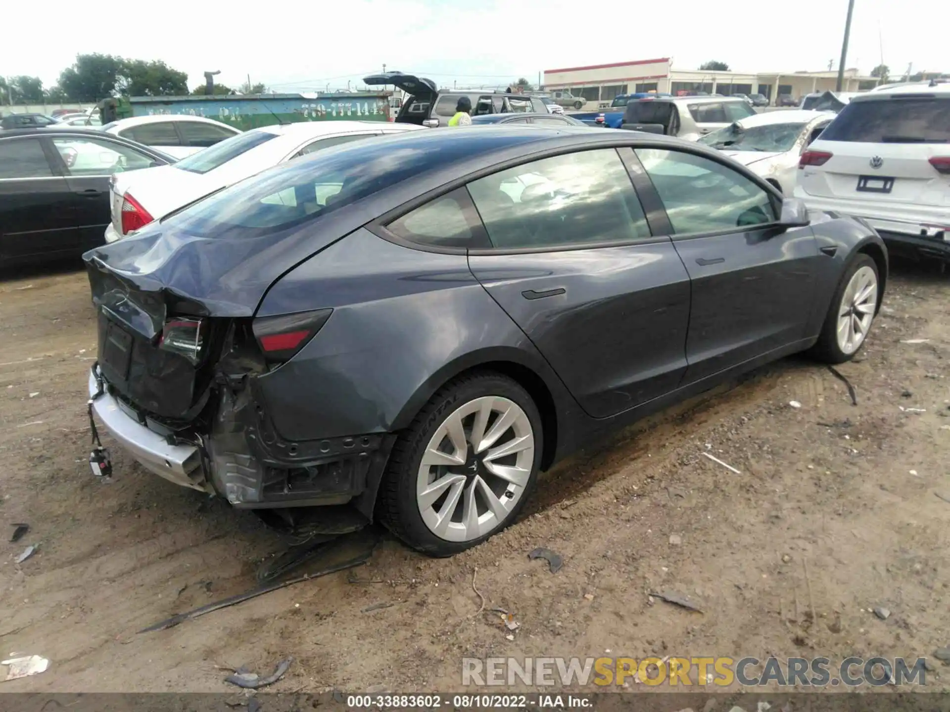 4 Photograph of a damaged car 5YJ3E1EA8MF869894 TESLA MODEL 3 2021