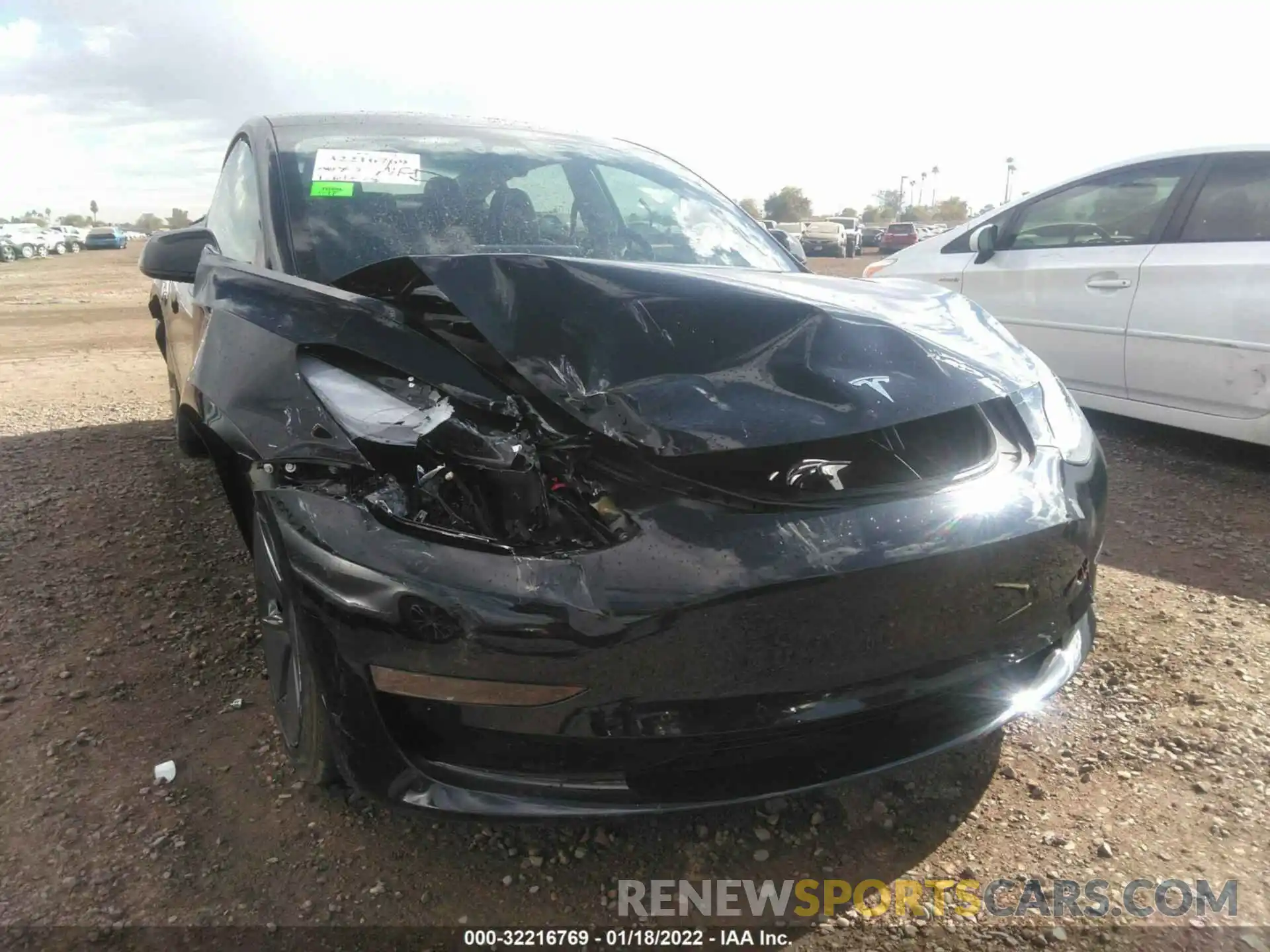 6 Photograph of a damaged car 5YJ3E1EA8MF870642 TESLA MODEL 3 2021