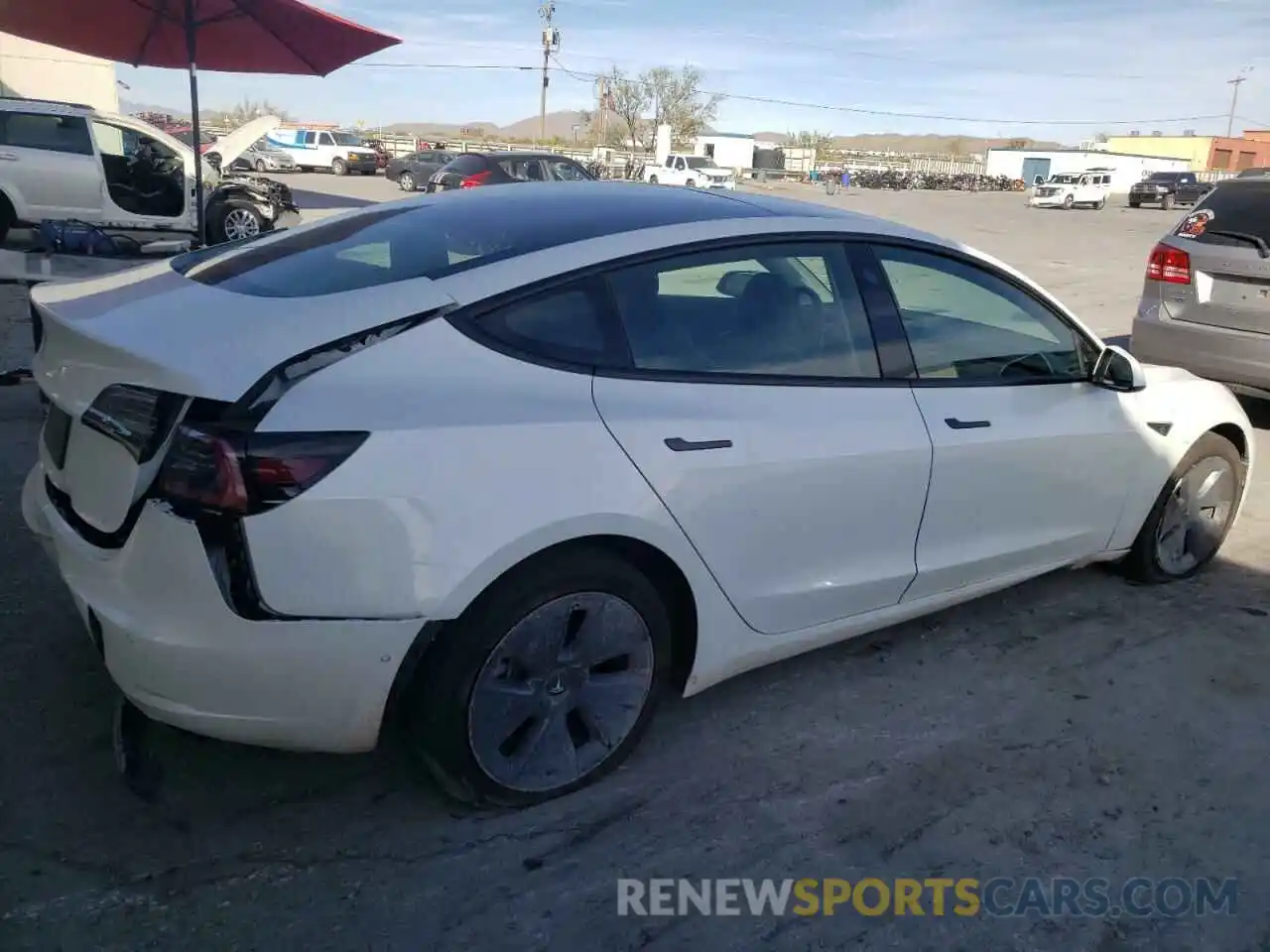 3 Photograph of a damaged car 5YJ3E1EA8MF911416 TESLA MODEL 3 2021