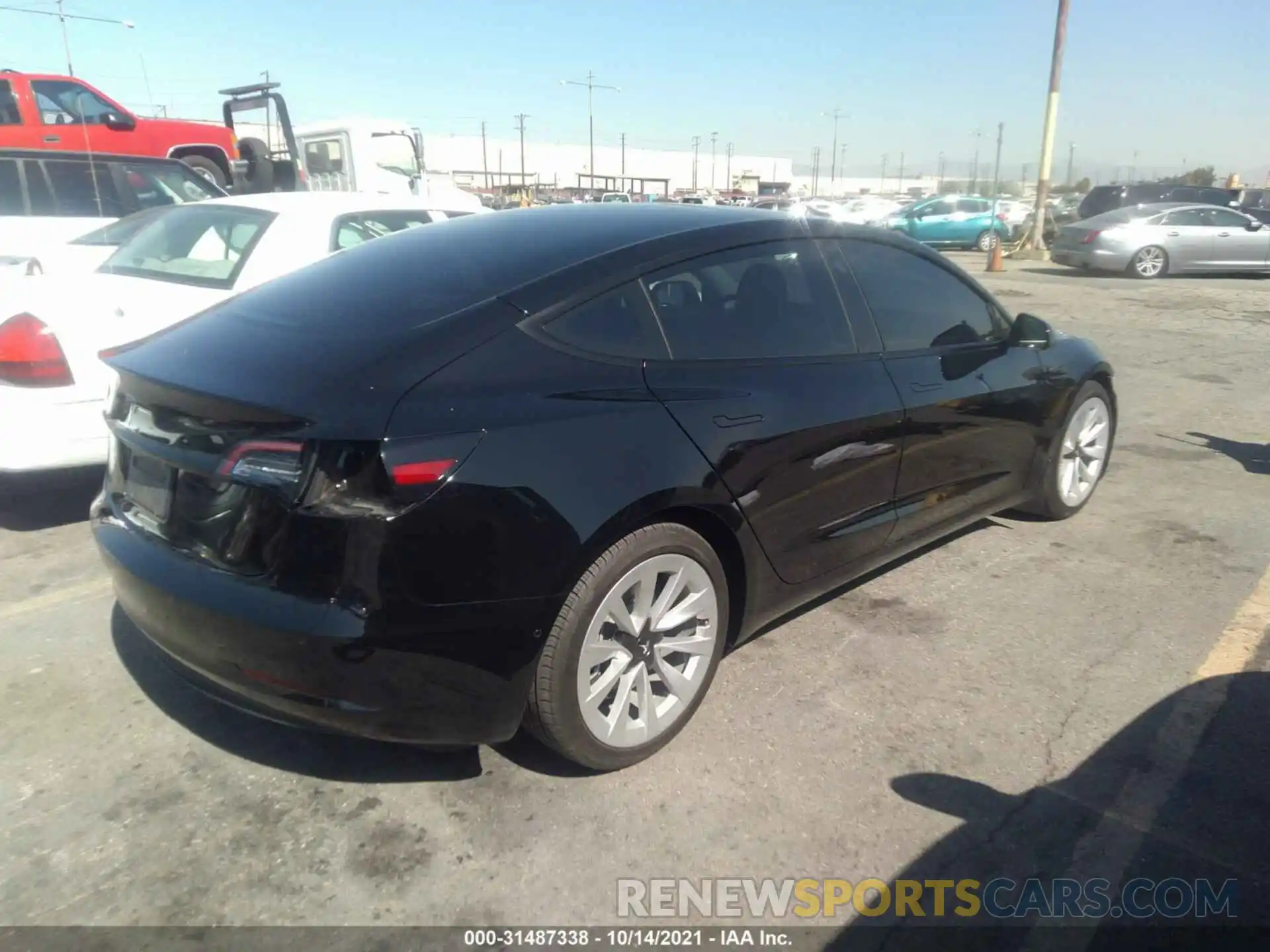 4 Фотография поврежденного автомобиля 5YJ3E1EA8MF922044 TESLA MODEL 3 2021