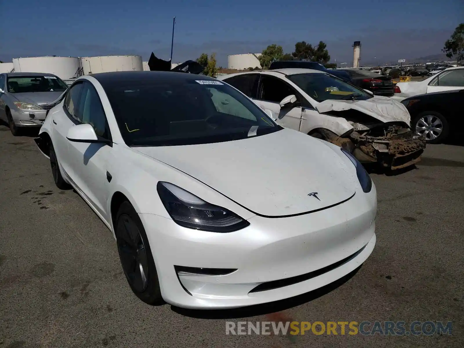 1 Photograph of a damaged car 5YJ3E1EA8MF939667 TESLA MODEL 3 2021