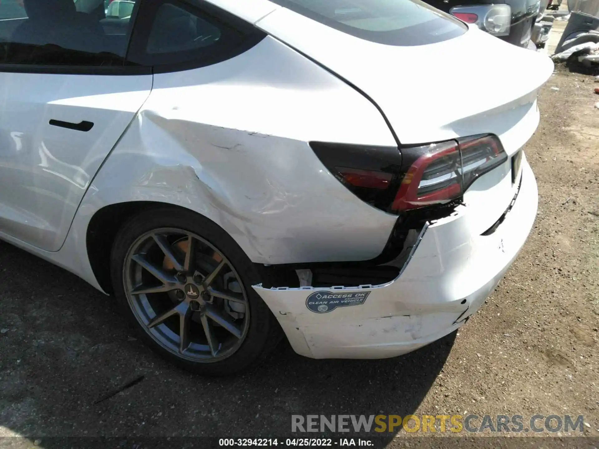 6 Photograph of a damaged car 5YJ3E1EA8MF961510 TESLA MODEL 3 2021