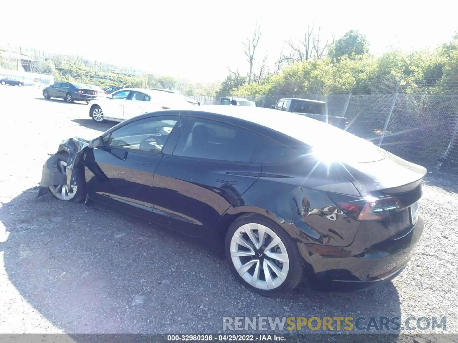 3 Photograph of a damaged car 5YJ3E1EA8MF978369 TESLA MODEL 3 2021