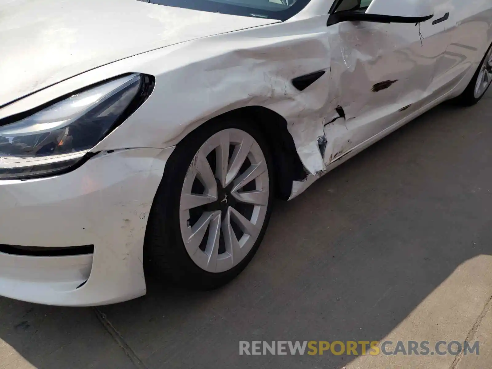 9 Photograph of a damaged car 5YJ3E1EA8MF978727 TESLA MODEL 3 2021