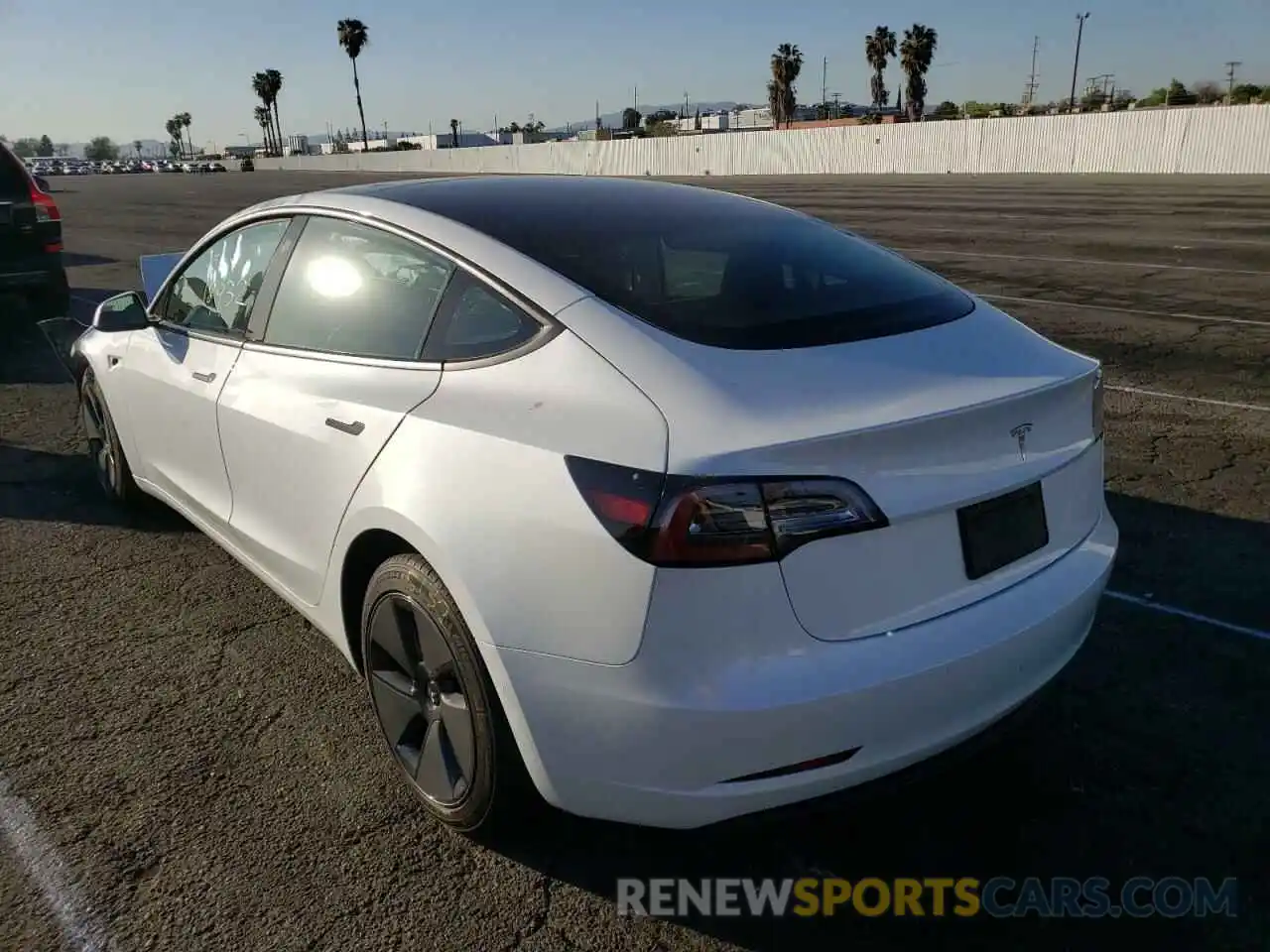 3 Photograph of a damaged car 5YJ3E1EA8MF996516 TESLA MODEL 3 2021