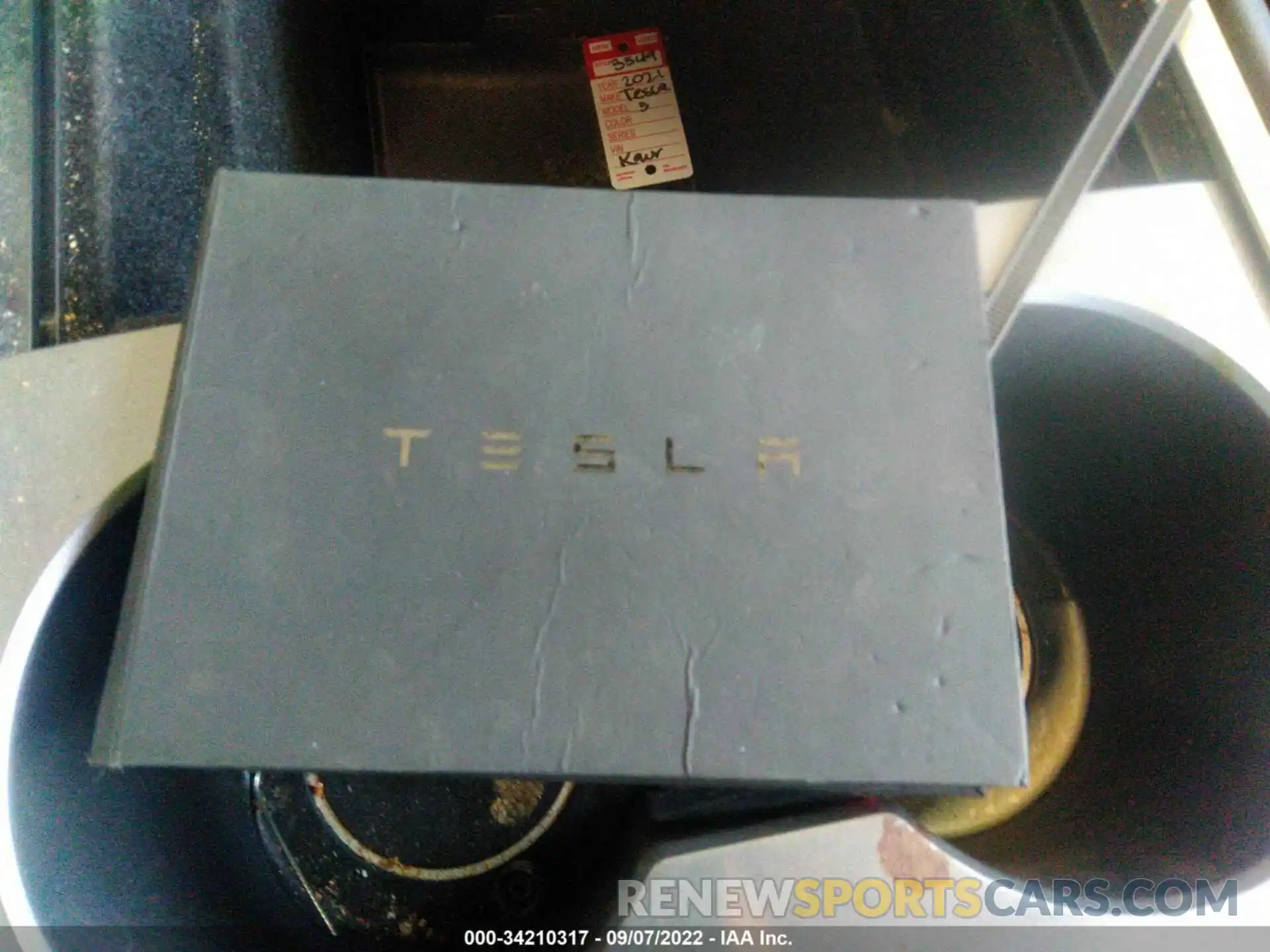 11 Photograph of a damaged car 5YJ3E1EA9MF018218 TESLA MODEL 3 2021