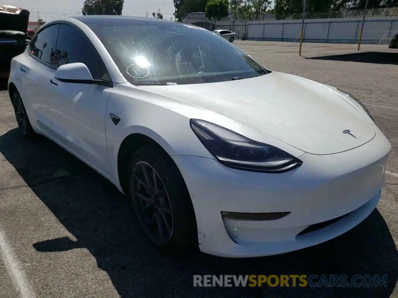 1 Photograph of a damaged car 5YJ3E1EA9MF052689 TESLA MODEL 3 2021