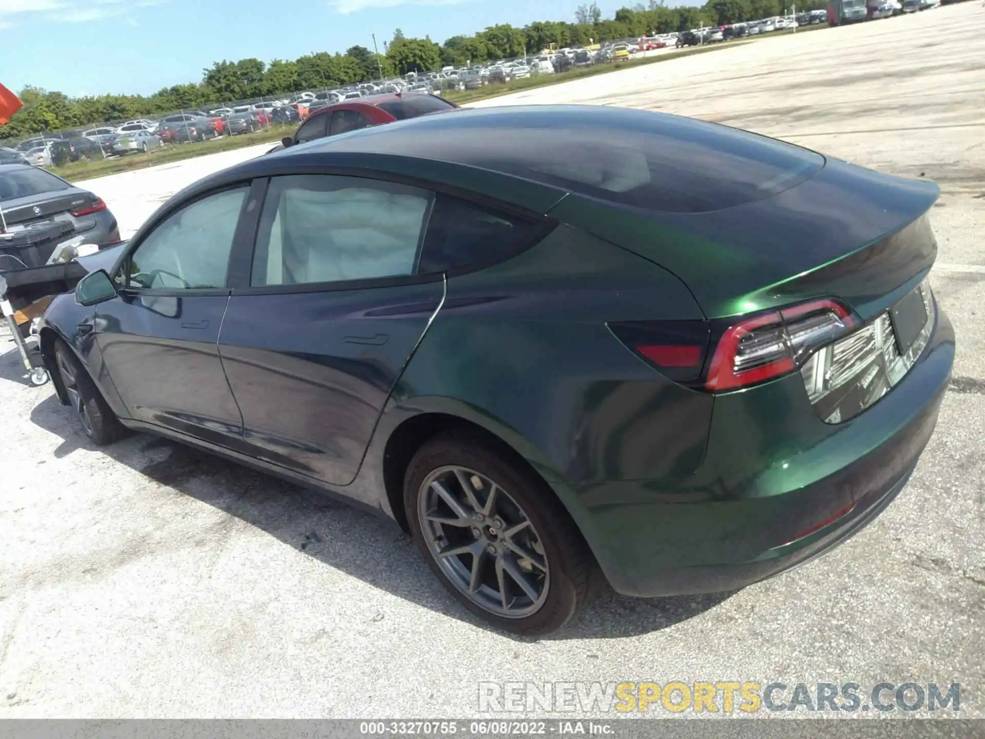 3 Photograph of a damaged car 5YJ3E1EA9MF060064 TESLA MODEL 3 2021