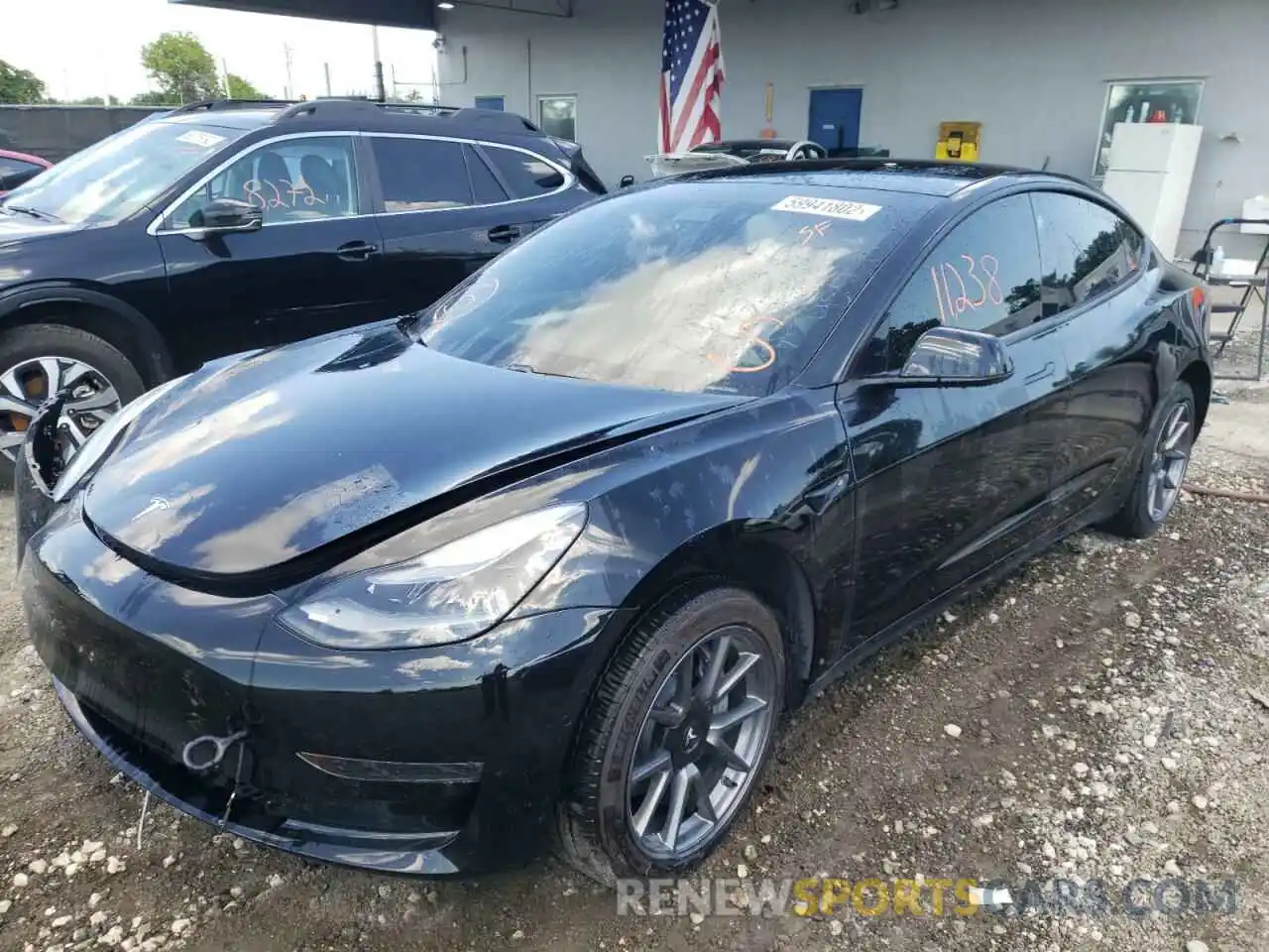 2 Photograph of a damaged car 5YJ3E1EA9MF064552 TESLA MODEL 3 2021