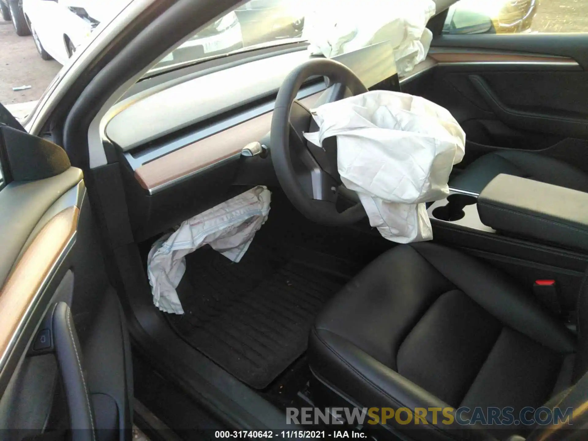 5 Photograph of a damaged car 5YJ3E1EA9MF067001 TESLA MODEL 3 2021