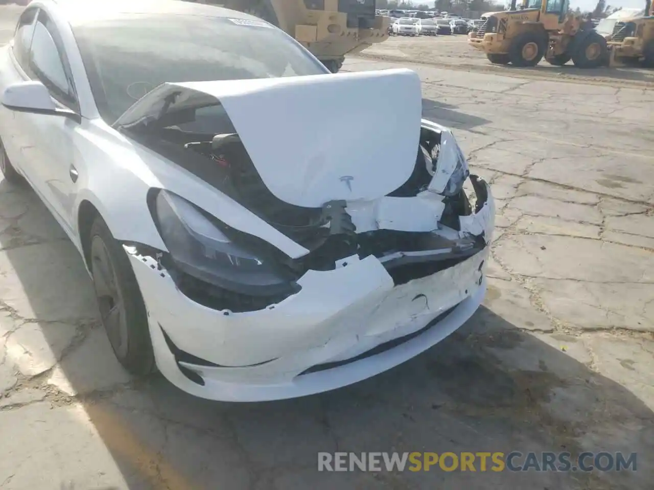 9 Photograph of a damaged car 5YJ3E1EA9MF068813 TESLA MODEL 3 2021