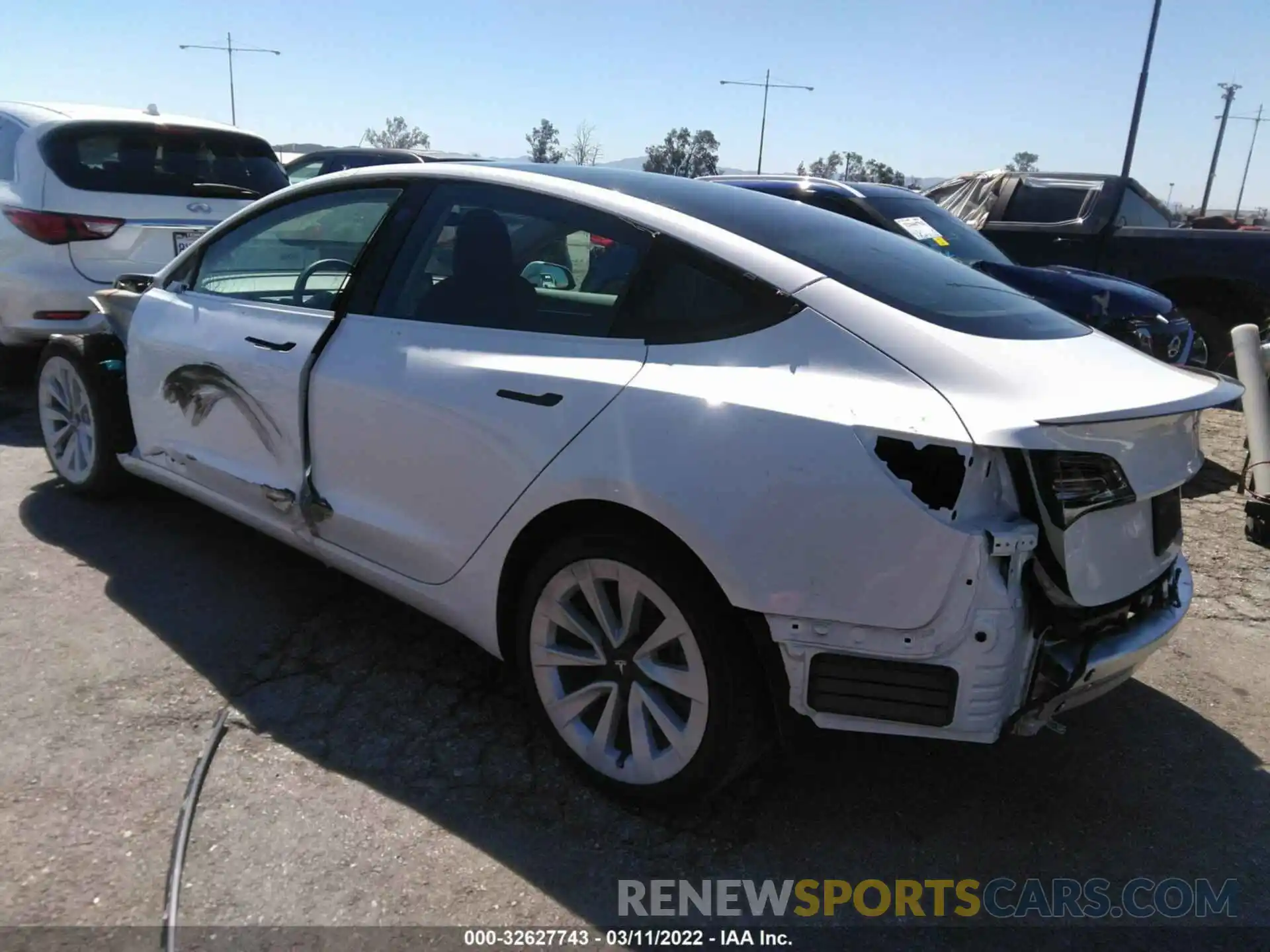 3 Photograph of a damaged car 5YJ3E1EA9MF069038 TESLA MODEL 3 2021