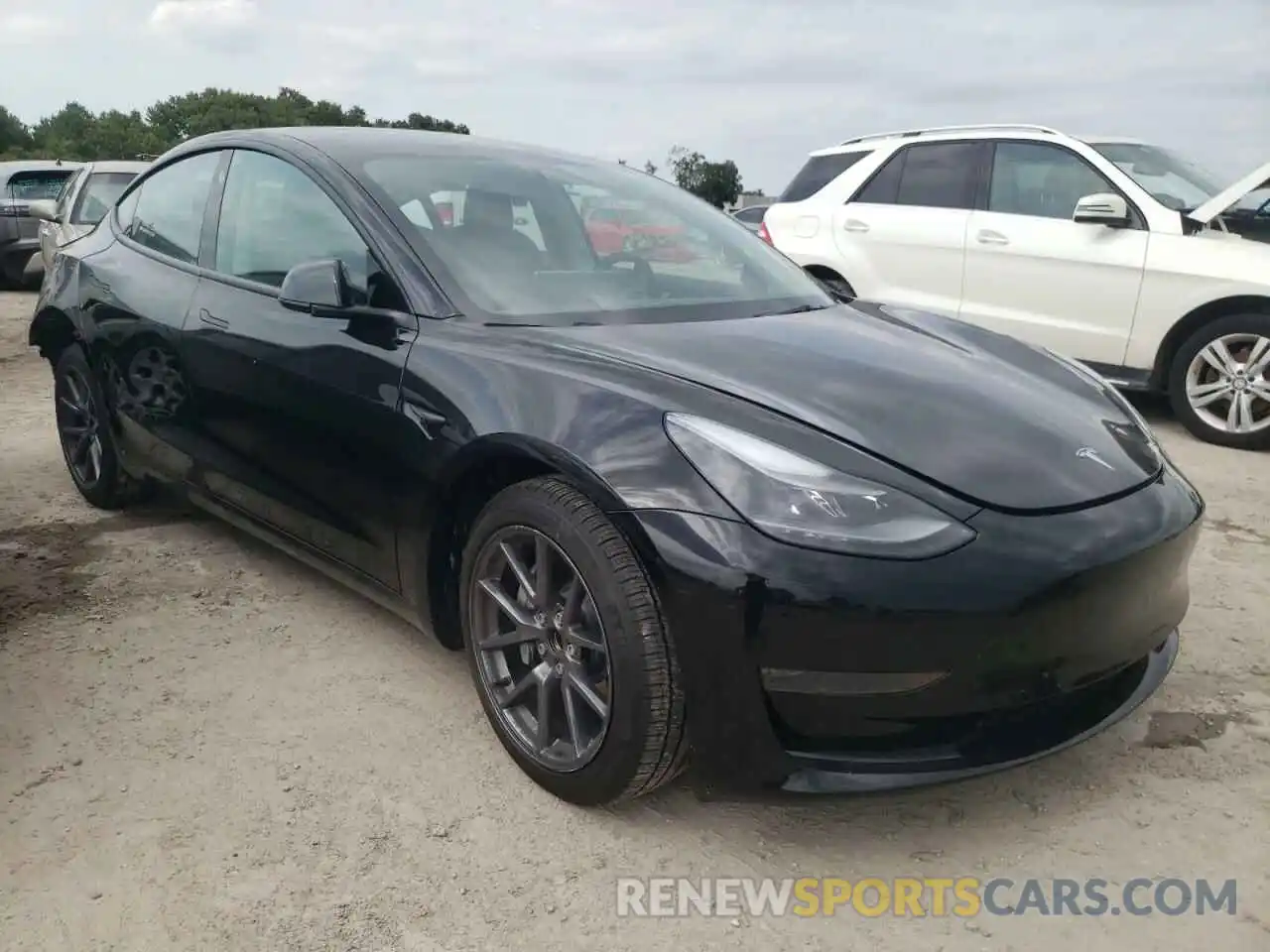 1 Photograph of a damaged car 5YJ3E1EA9MF092805 TESLA MODEL 3 2021