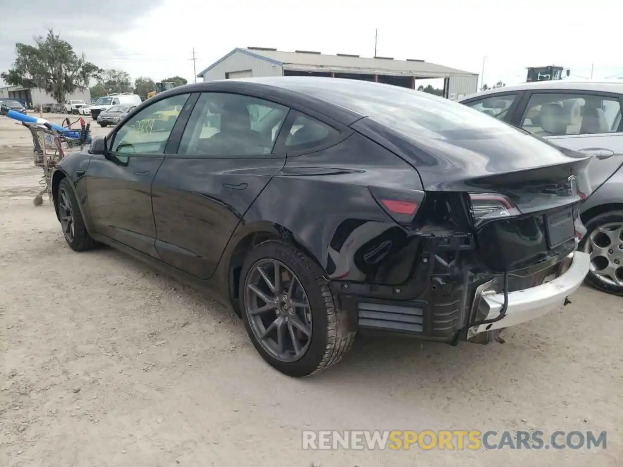 3 Photograph of a damaged car 5YJ3E1EA9MF092805 TESLA MODEL 3 2021