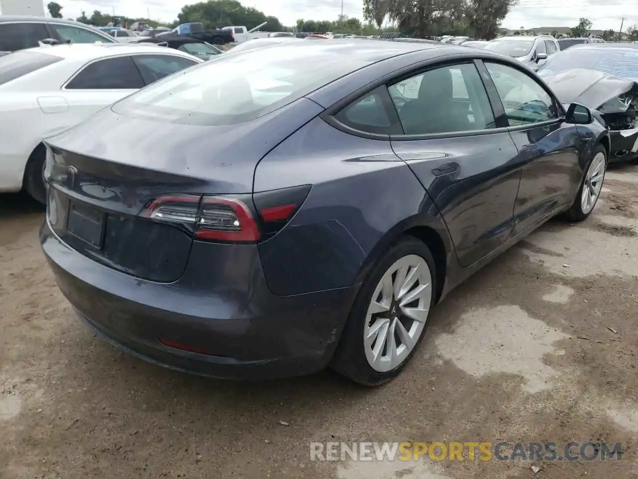 4 Фотография поврежденного автомобиля 5YJ3E1EA9MF913367 TESLA MODEL 3 2021