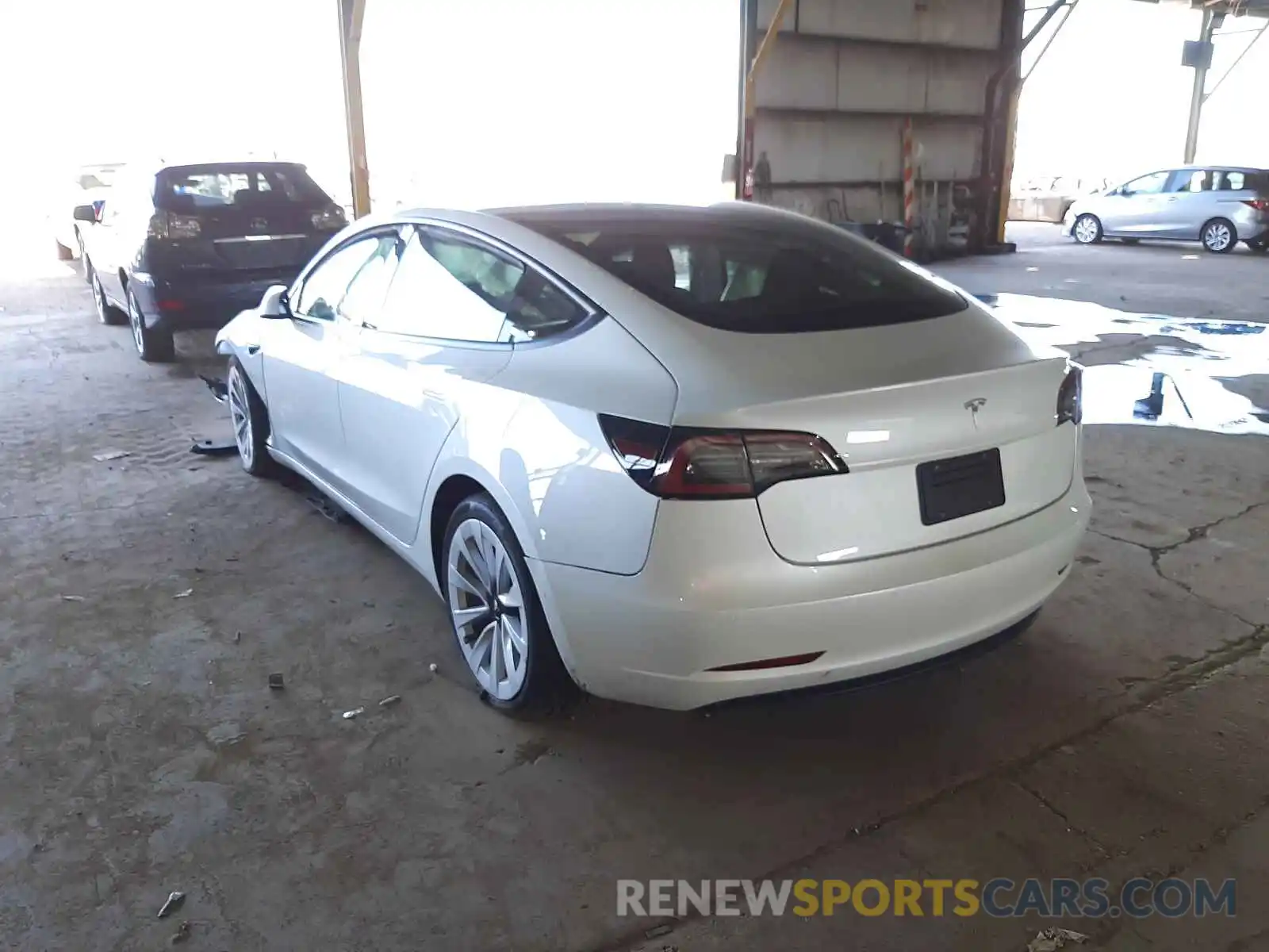 3 Photograph of a damaged car 5YJ3E1EA9MF928550 TESLA MODEL 3 2021