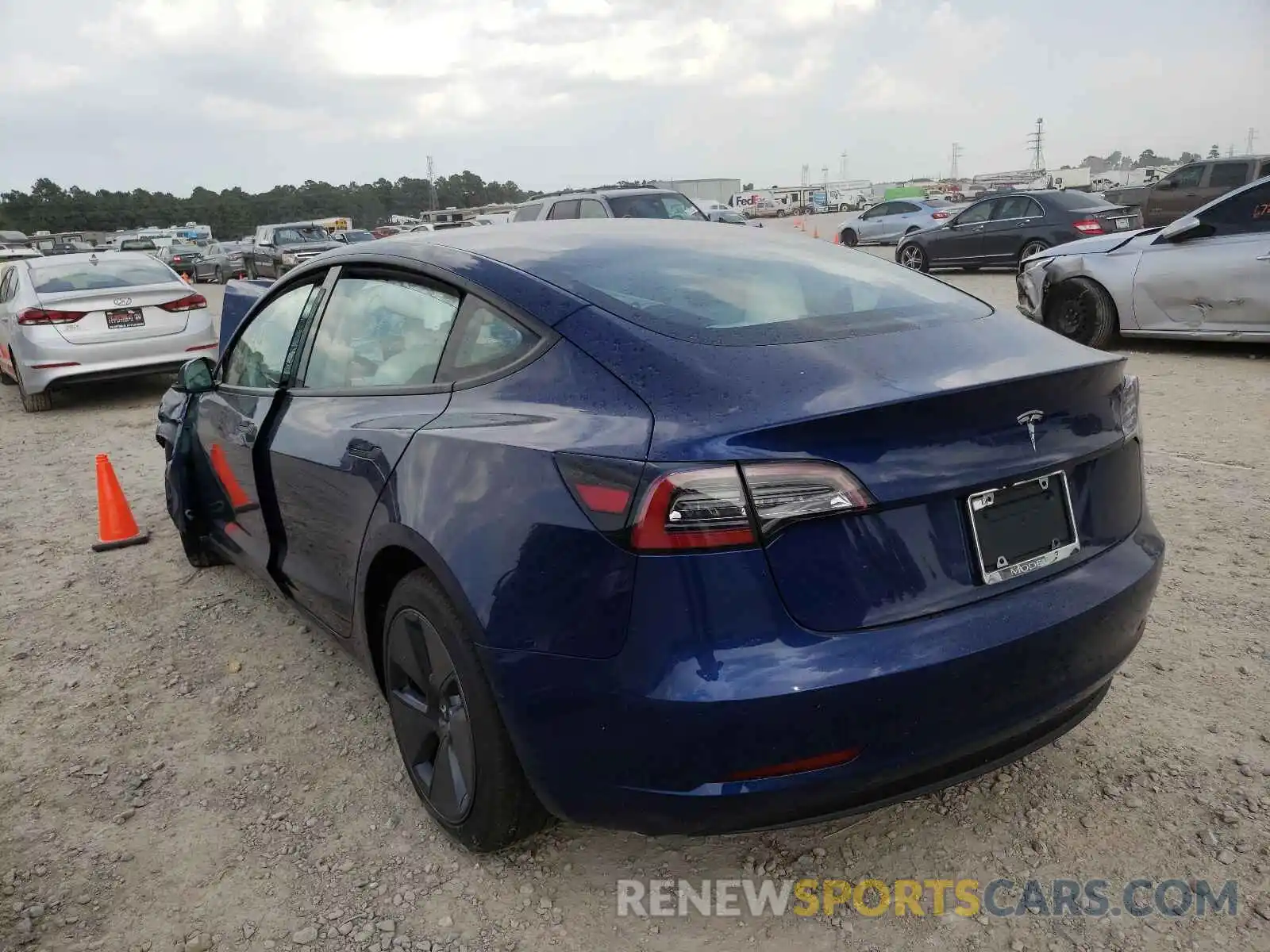 3 Photograph of a damaged car 5YJ3E1EA9MF987422 TESLA MODEL 3 2021