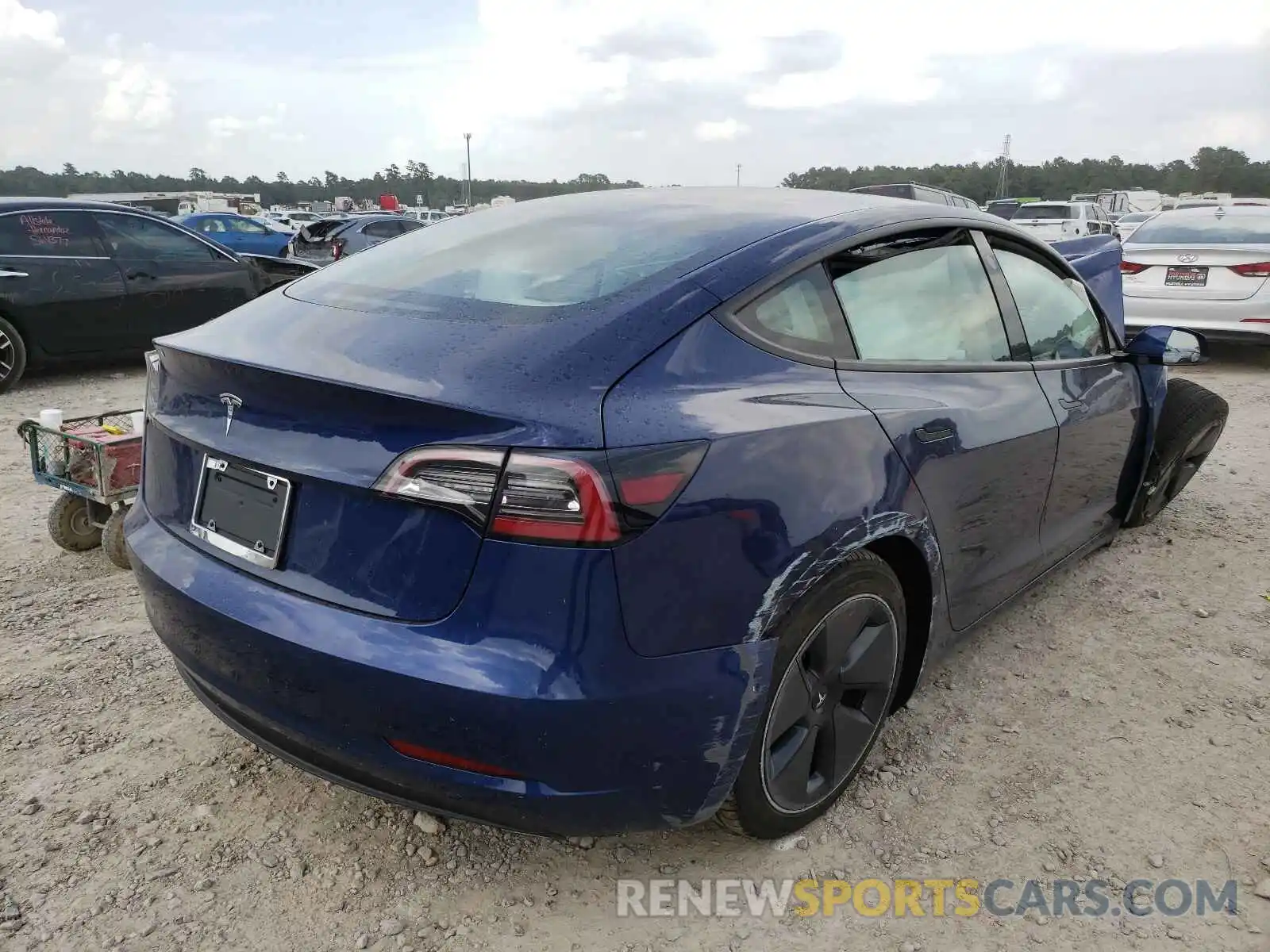 4 Фотография поврежденного автомобиля 5YJ3E1EA9MF987422 TESLA MODEL 3 2021