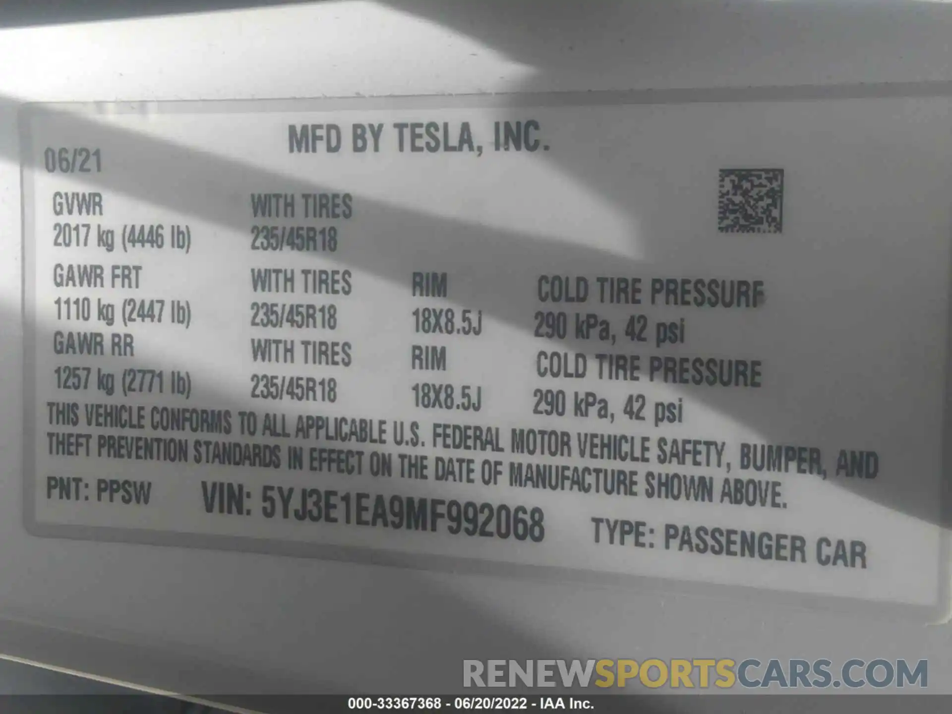 9 Photograph of a damaged car 5YJ3E1EA9MF992068 TESLA MODEL 3 2021