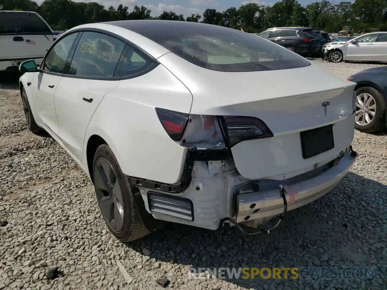 3 Photograph of a damaged car 5YJ3E1EAXMF017319 TESLA MODEL 3 2021