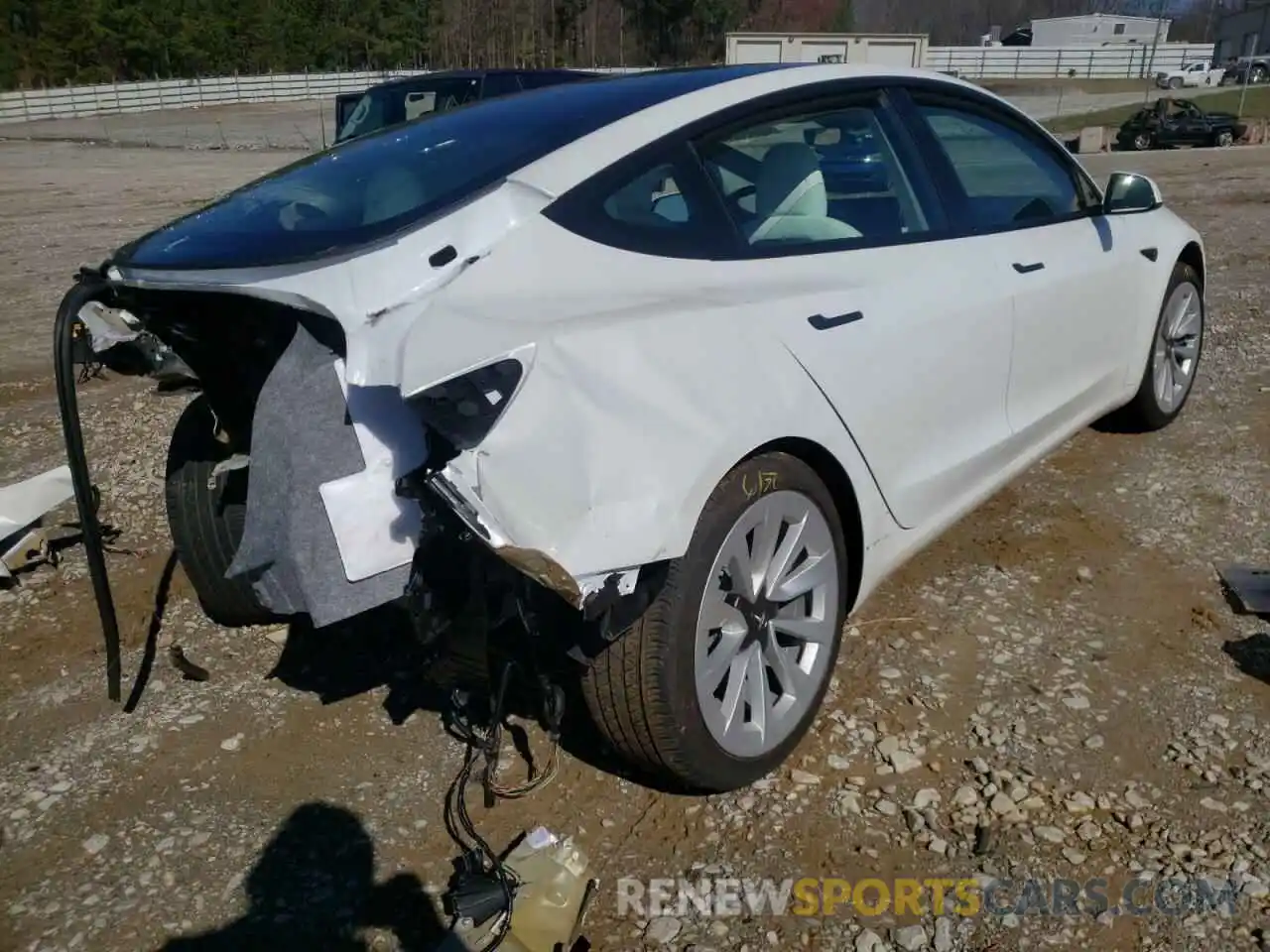 4 Photograph of a damaged car 5YJ3E1EAXMF085894 TESLA MODEL 3 2021