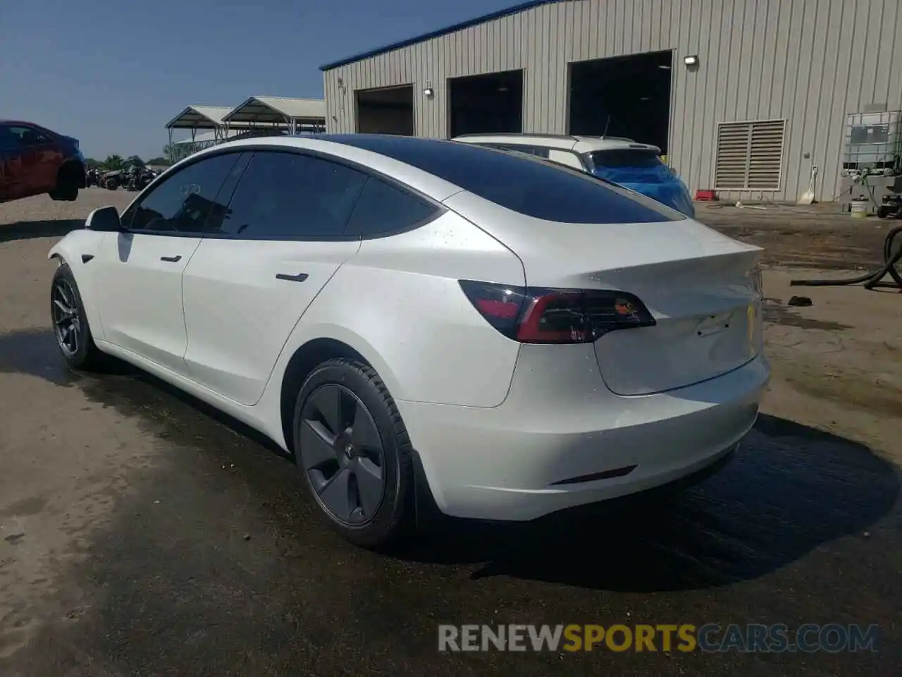 3 Photograph of a damaged car 5YJ3E1EAXMF086687 TESLA MODEL 3 2021