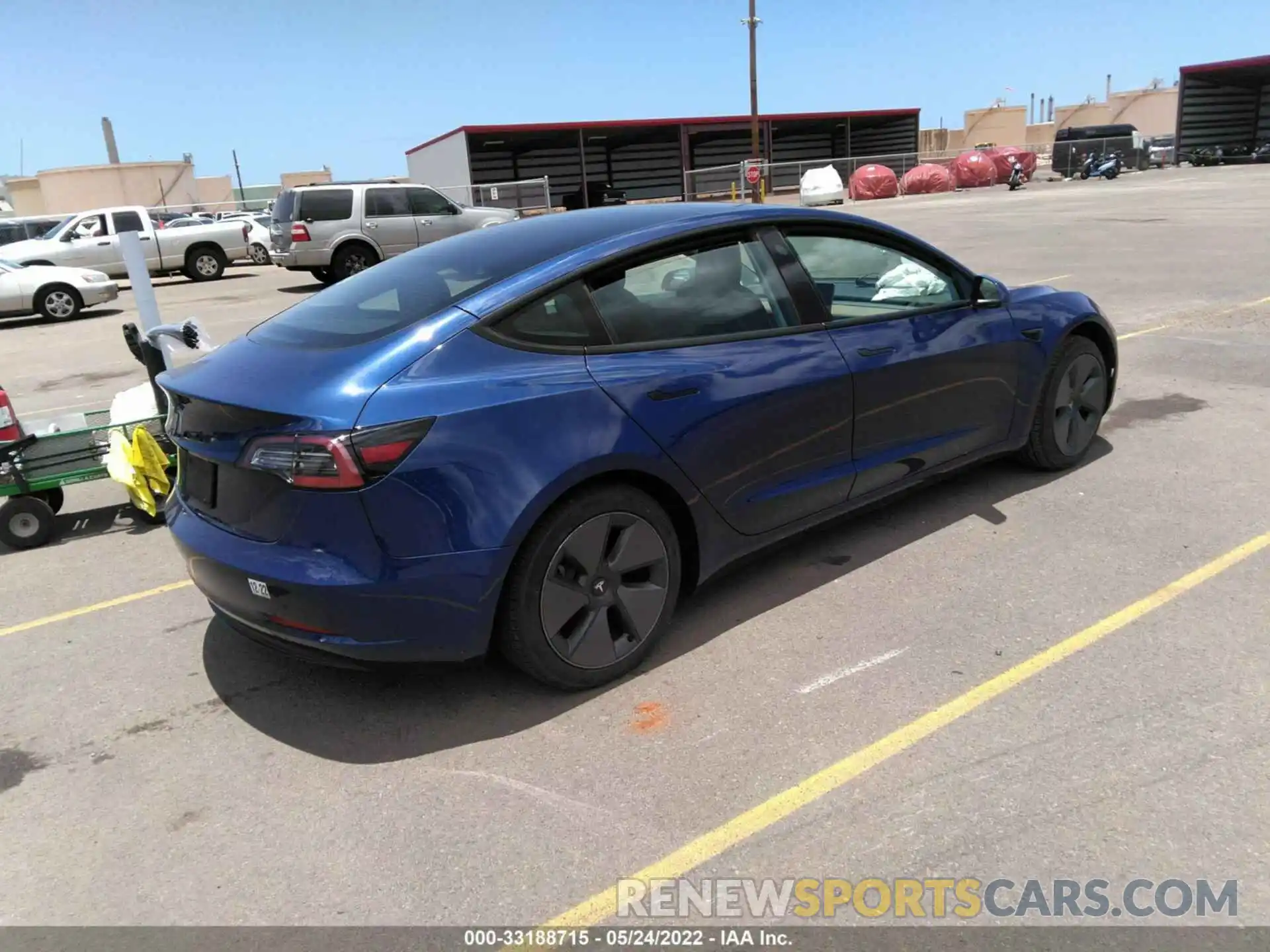 4 Photograph of a damaged car 5YJ3E1EAXMF850537 TESLA MODEL 3 2021