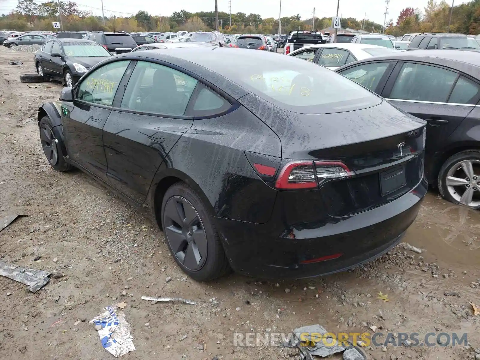 3 Photograph of a damaged car 5YJ3E1EAXMF857567 TESLA MODEL 3 2021