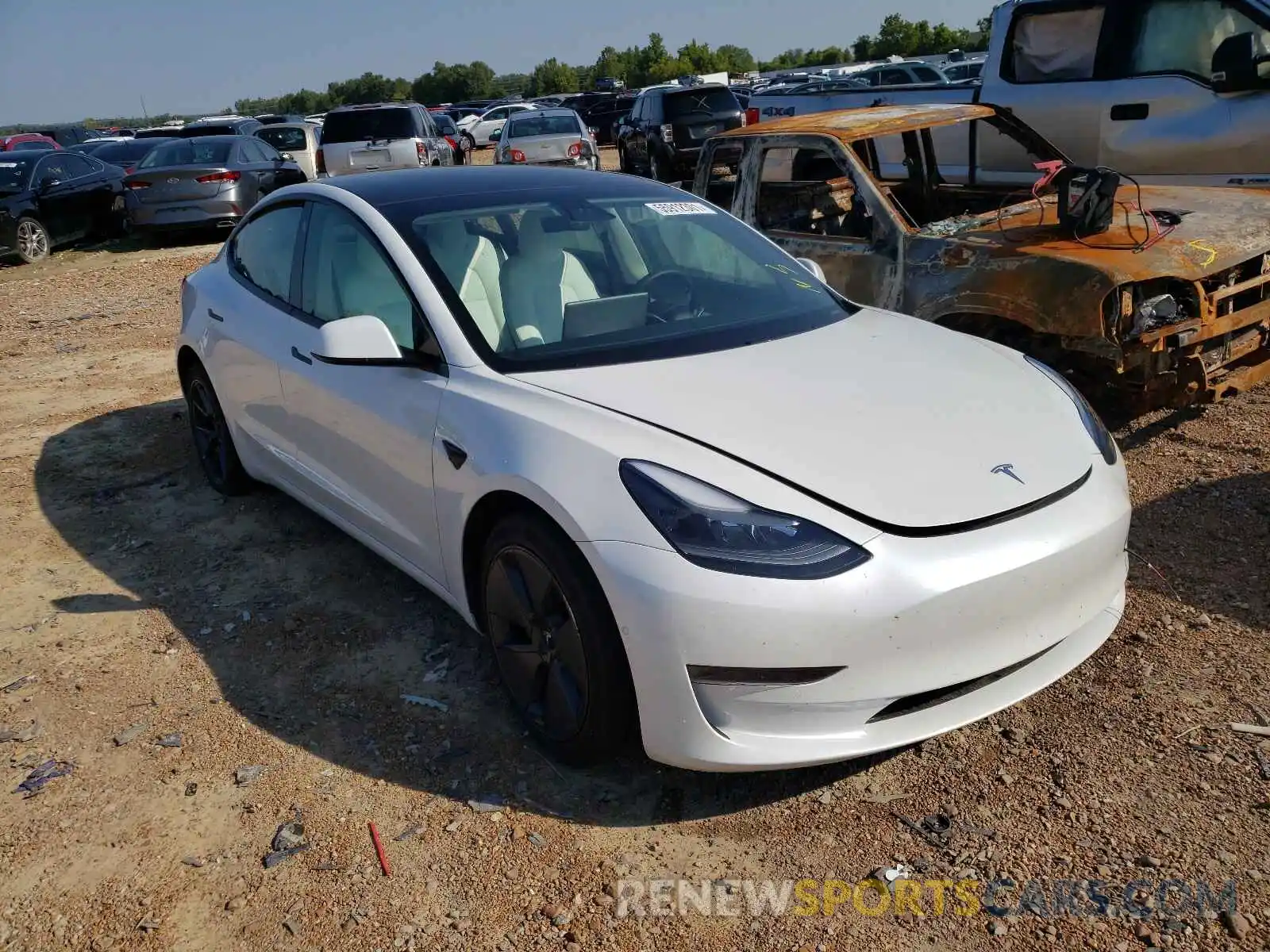 1 Photograph of a damaged car 5YJ3E1EAXMF915824 TESLA MODEL 3 2021