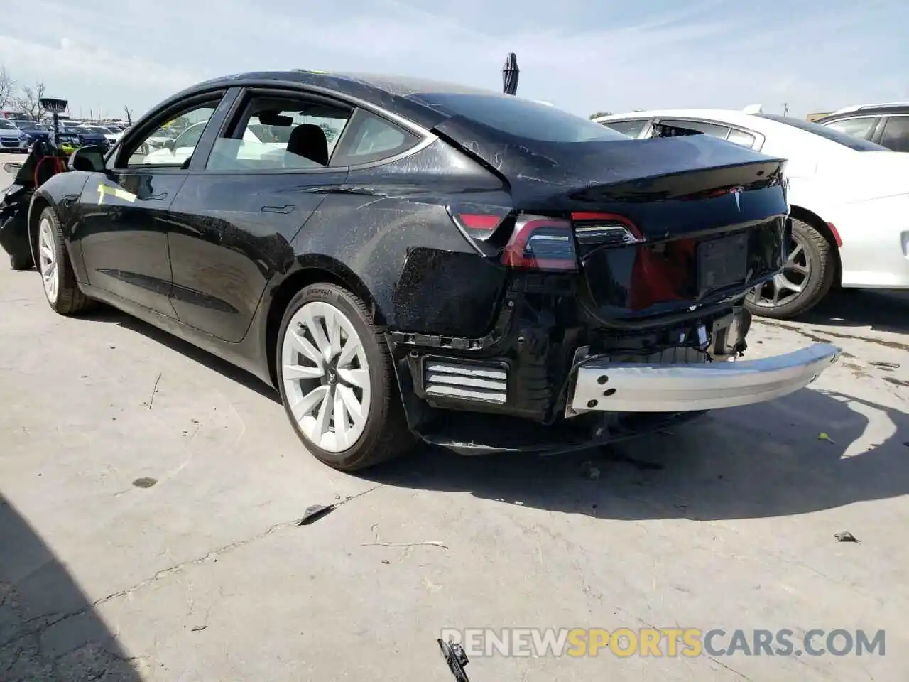 3 Photograph of a damaged car 5YJ3E1EAXMF918576 TESLA MODEL 3 2021