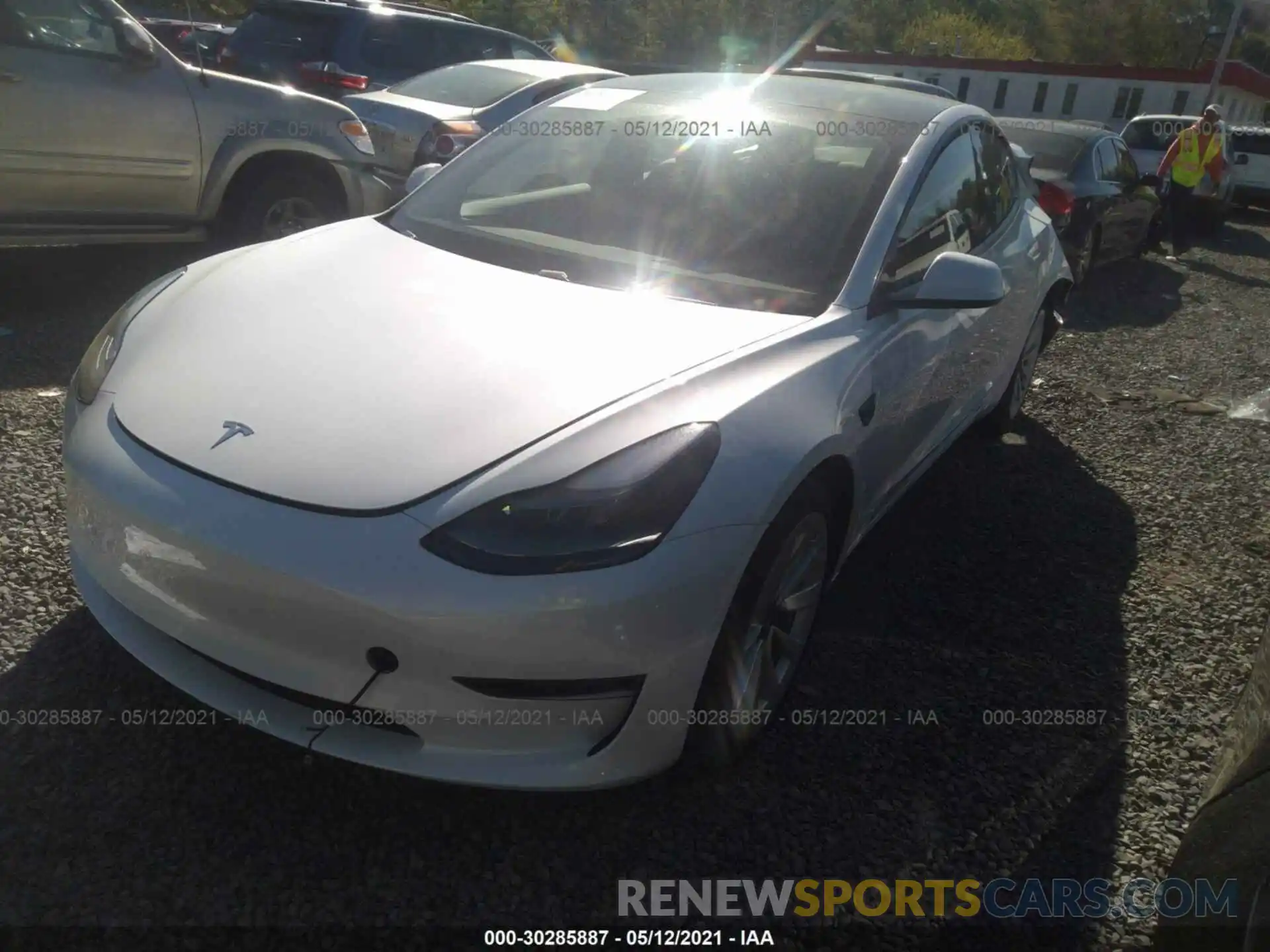 2 Фотография поврежденного автомобиля 5YJ3E1EAXMF921994 TESLA MODEL 3 2021